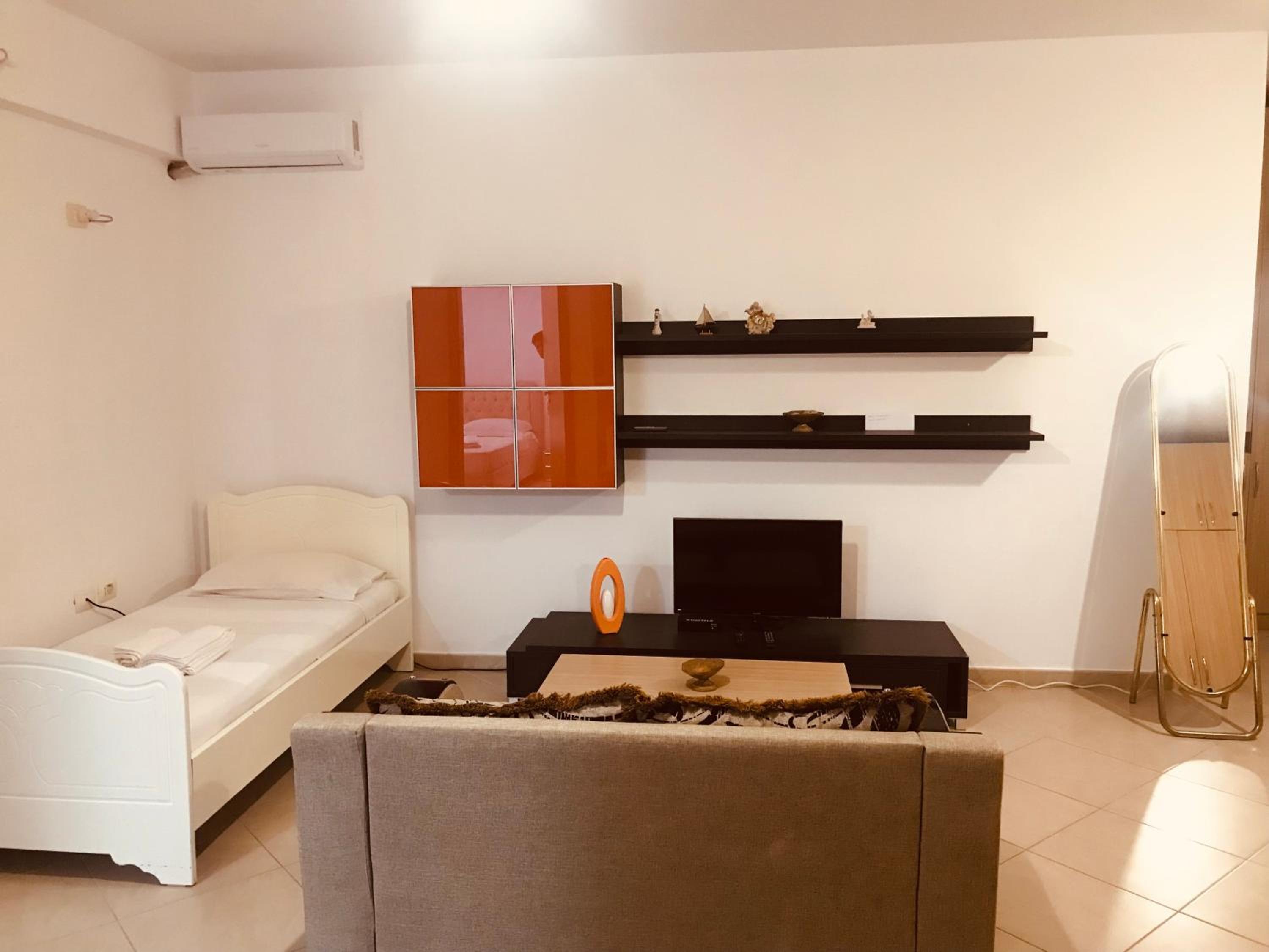 Albi Apartments