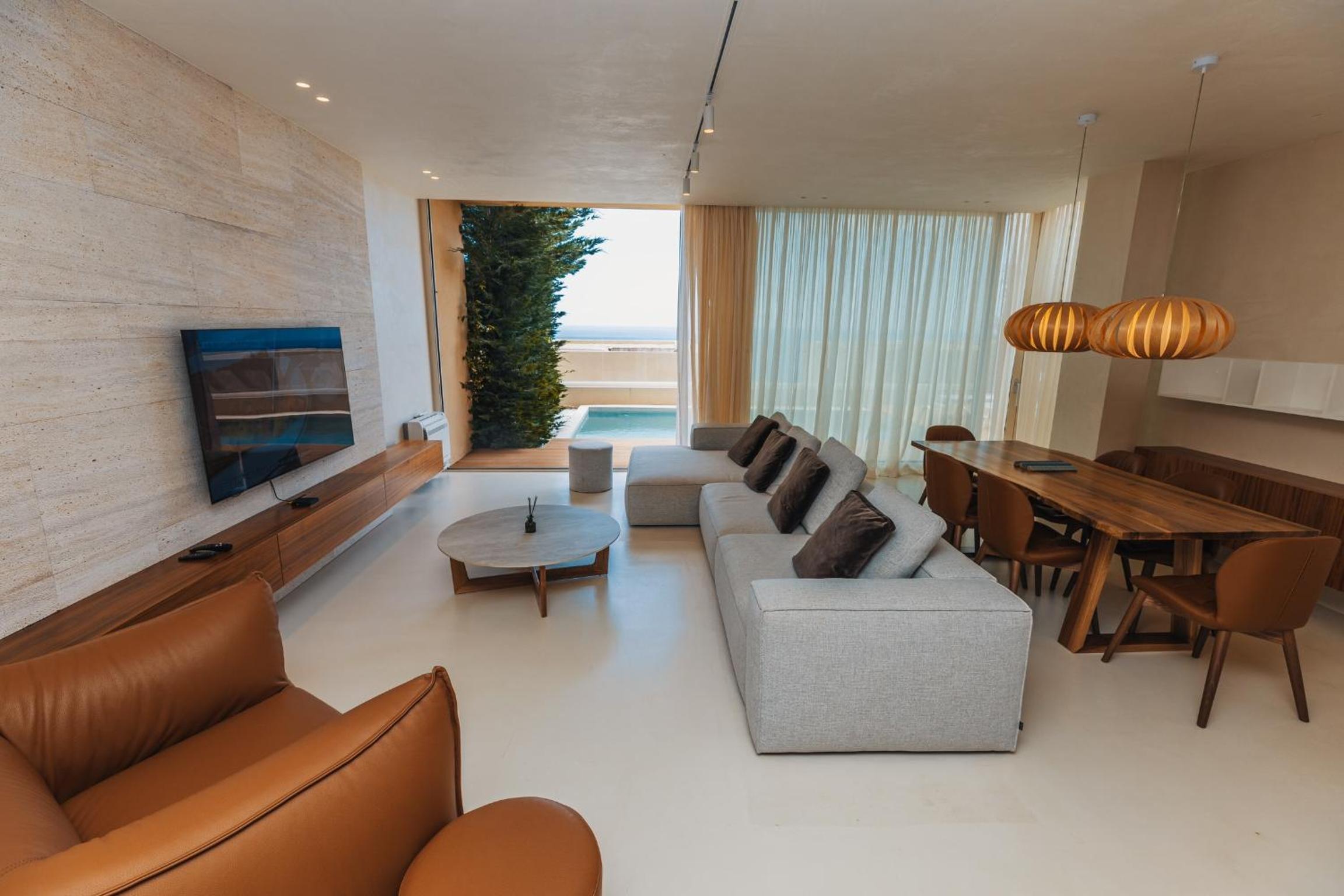 Villa Eos Green Coast Palase
