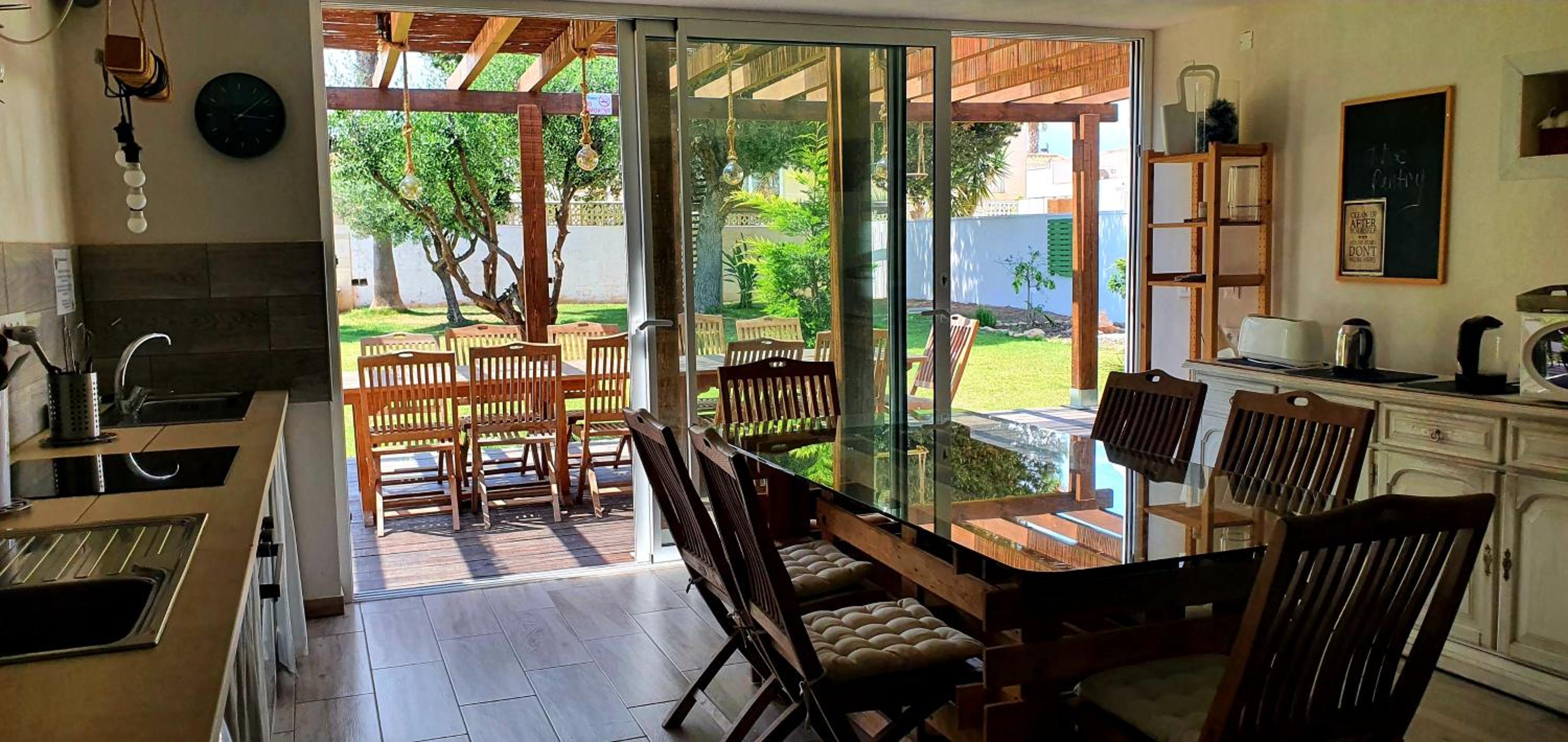 ZENIA HOSTEL view 4