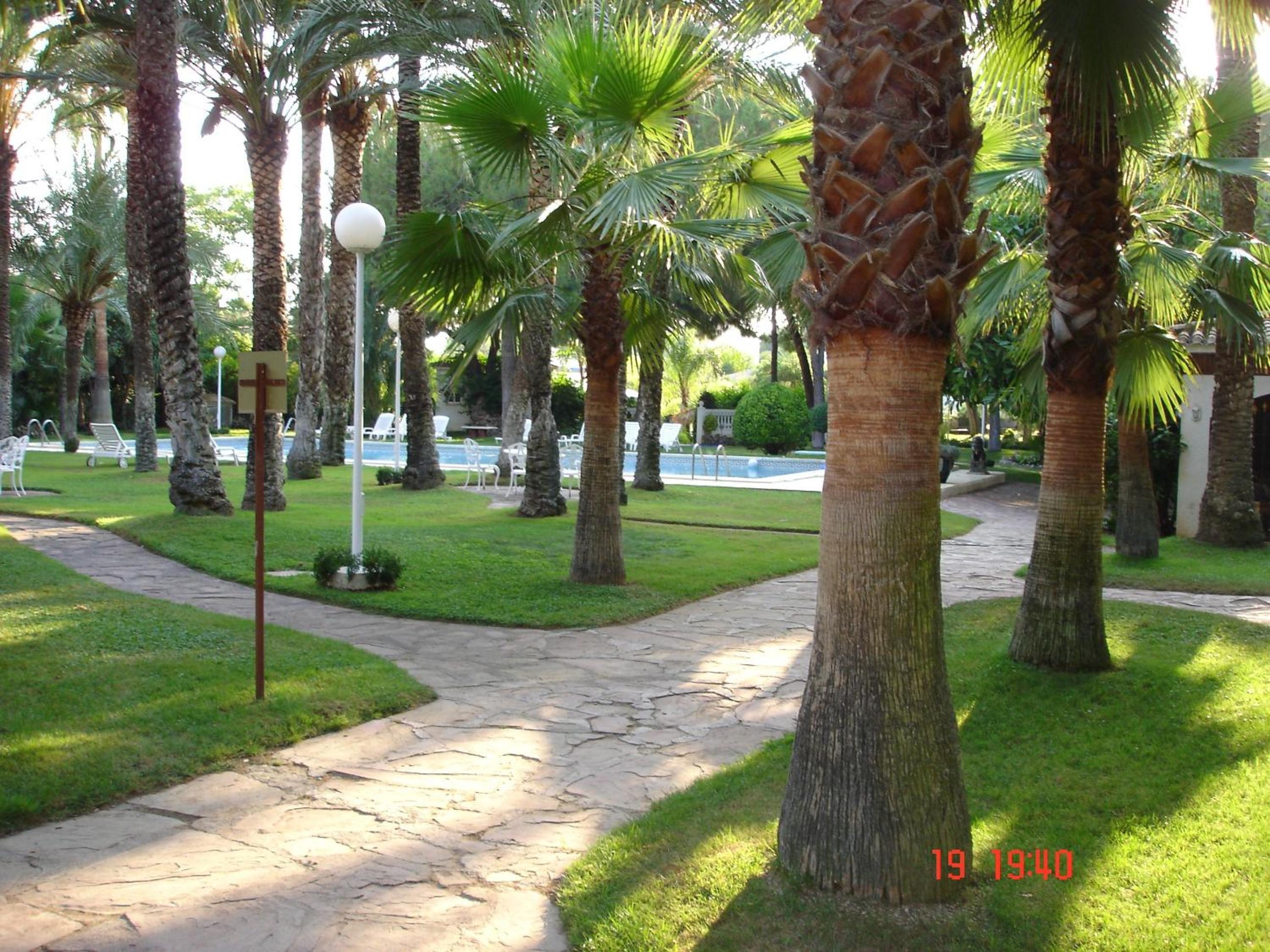 El Oasis Villa Resort