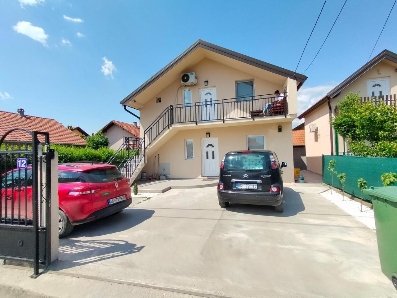 A1 - Airport Belgrade Apartment view 3