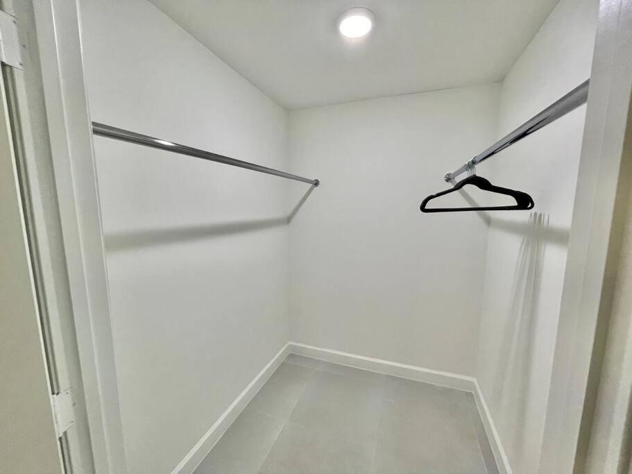 Villa Gia Large Home Near Brickell Miami Beach