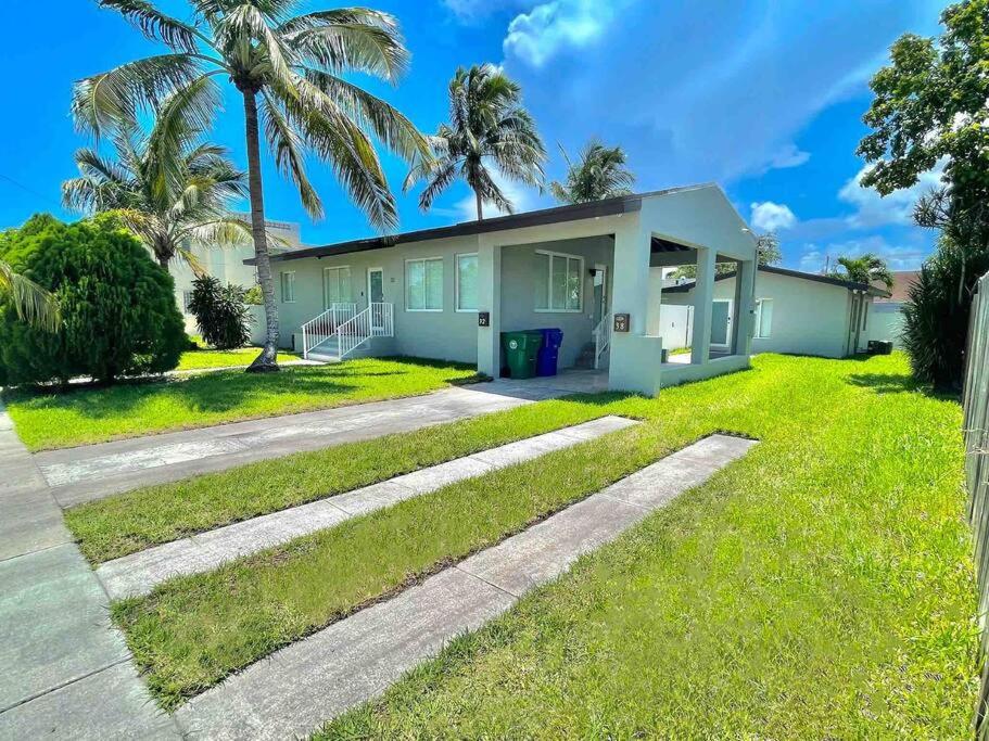 Villa Gia Large Home Near Brickell Miami Beach