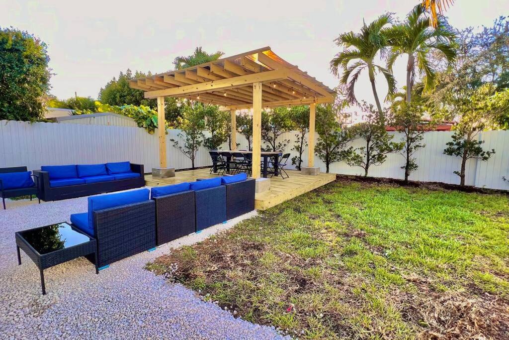 Villa Gia Large Home Near Brickell Miami Beach