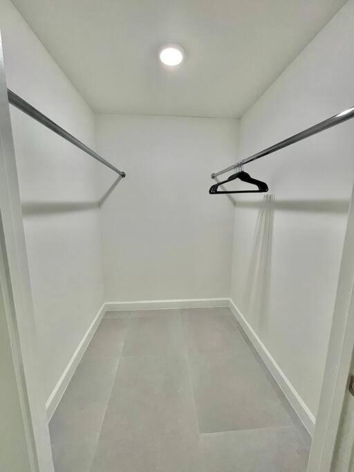 Villa Gia Large Home Near Brickell Miami Beach