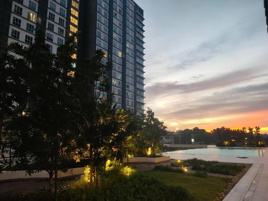 MyHome S1 At Seri Kembangan With A View photo 3