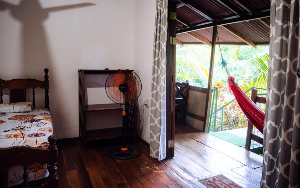 FLOR DE PARAISO BUNGALOWS