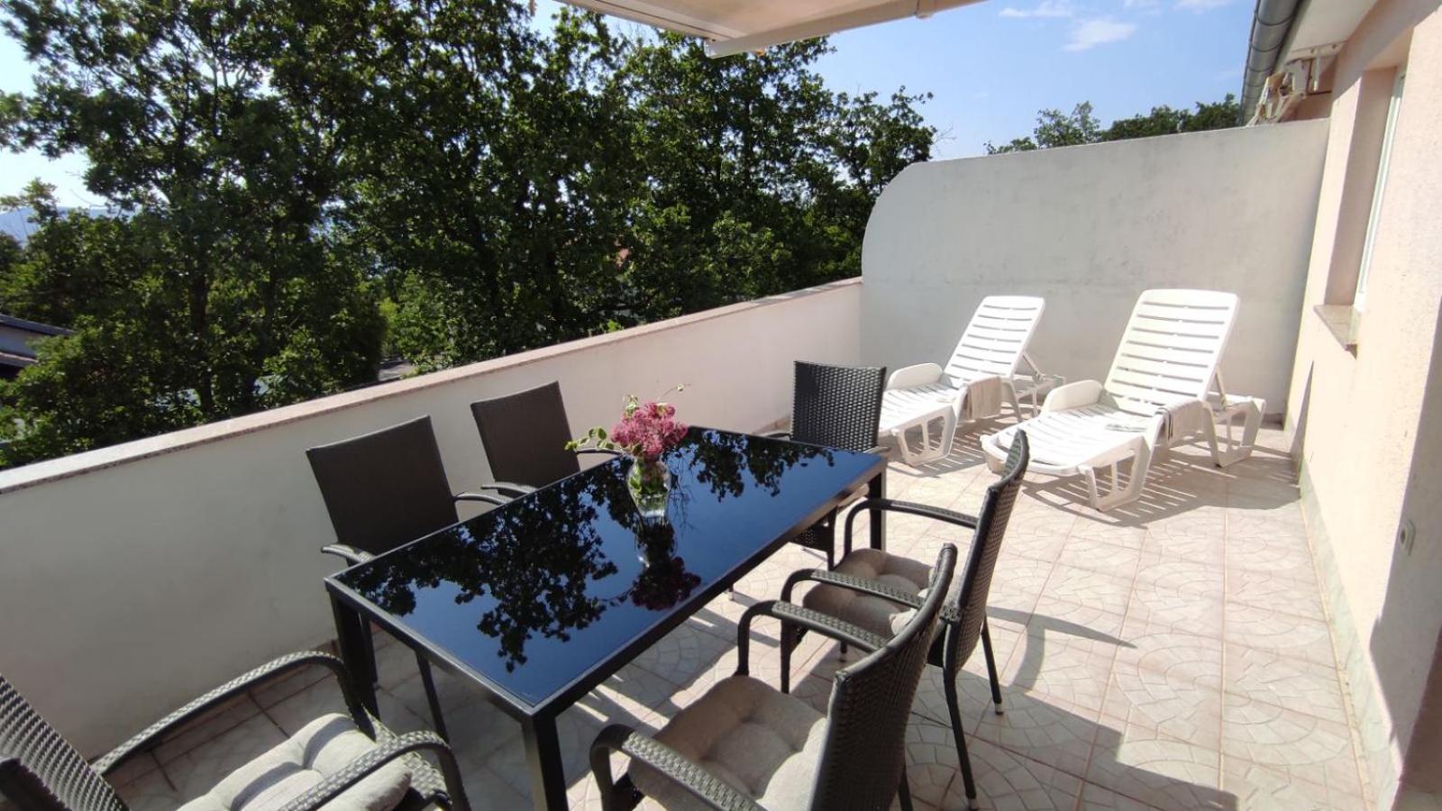 Apartment Brzac view 4
