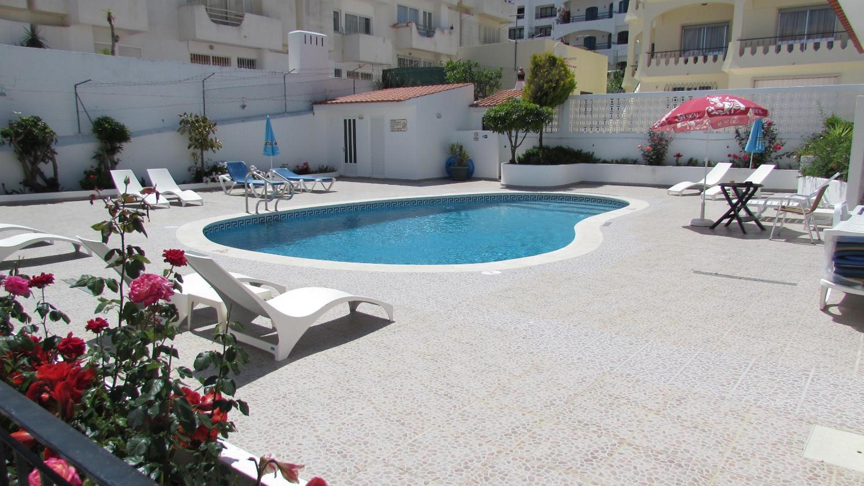 Apartamentos Julieta view 2