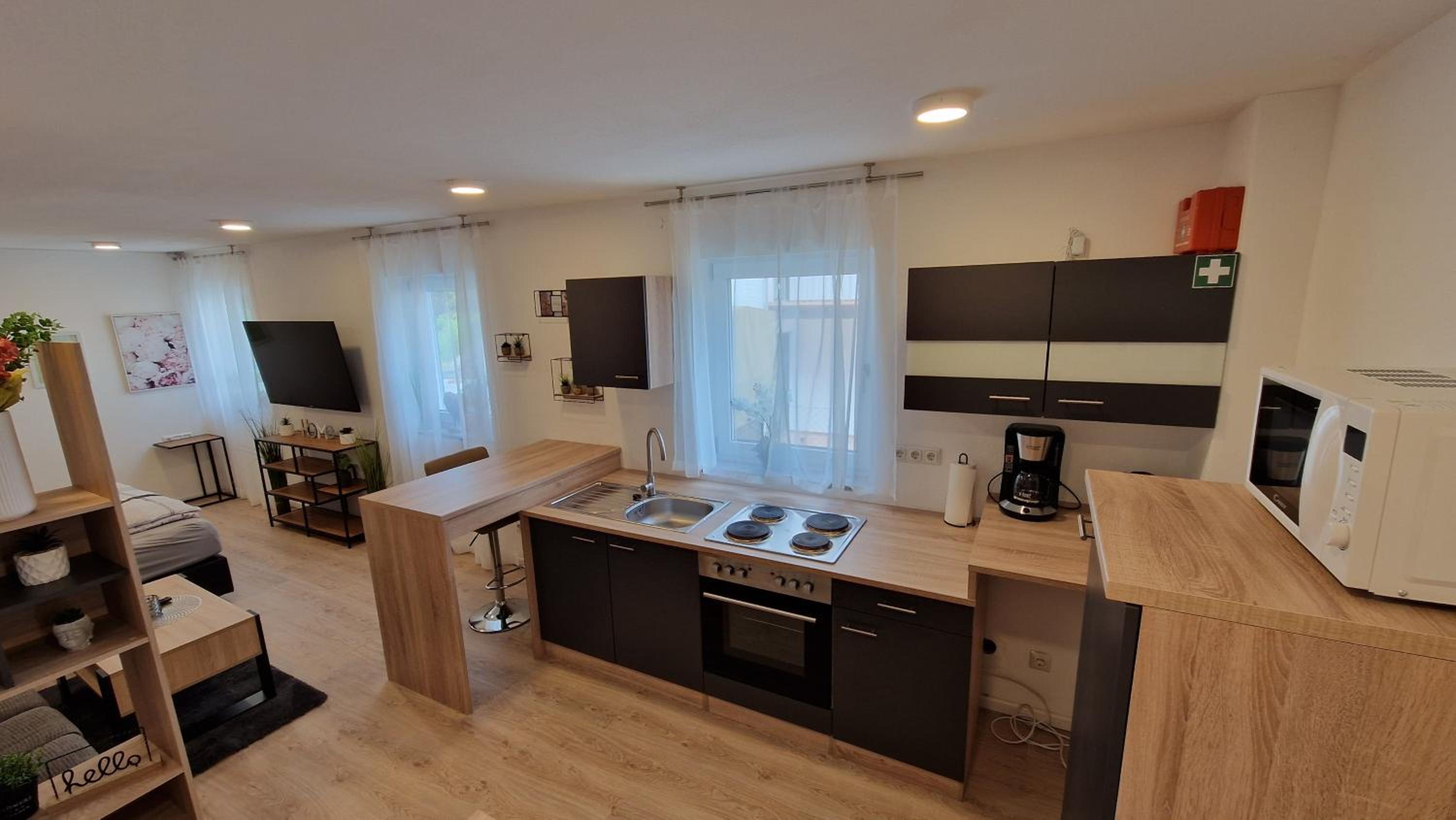 Appartment-Ferienwohnung mit Küche, Bad, WLAN, Klimaanlage, Modern eingerichtet
