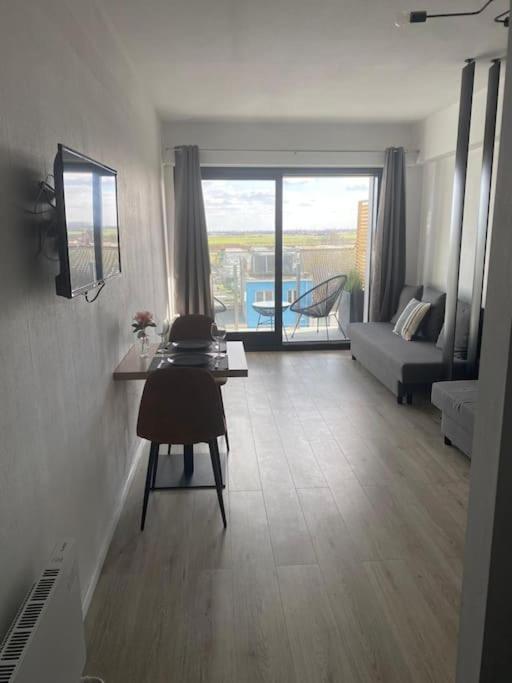 Nieuwe studio Westende Edelweiss