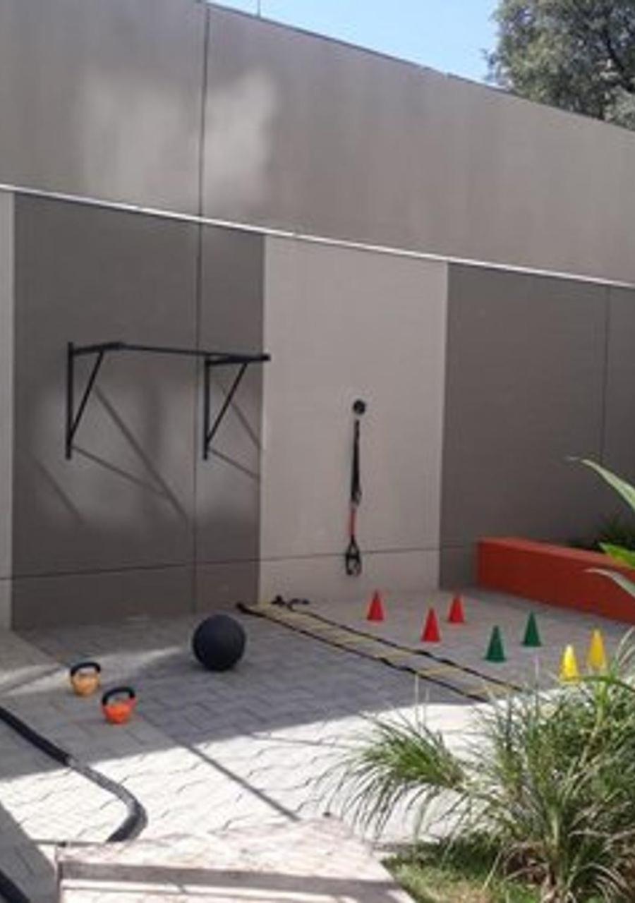 120 Lindo Studio com Piscina - Brás