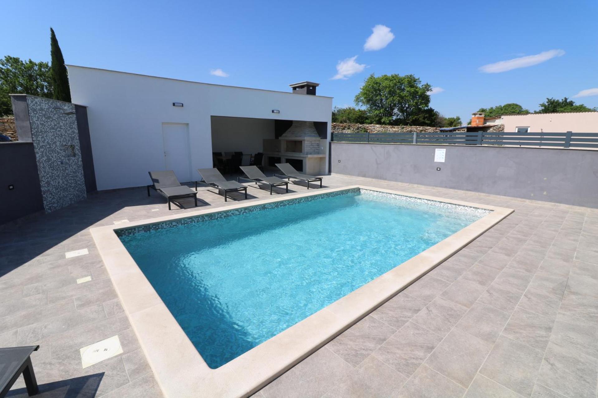 Vila VIKS view 4