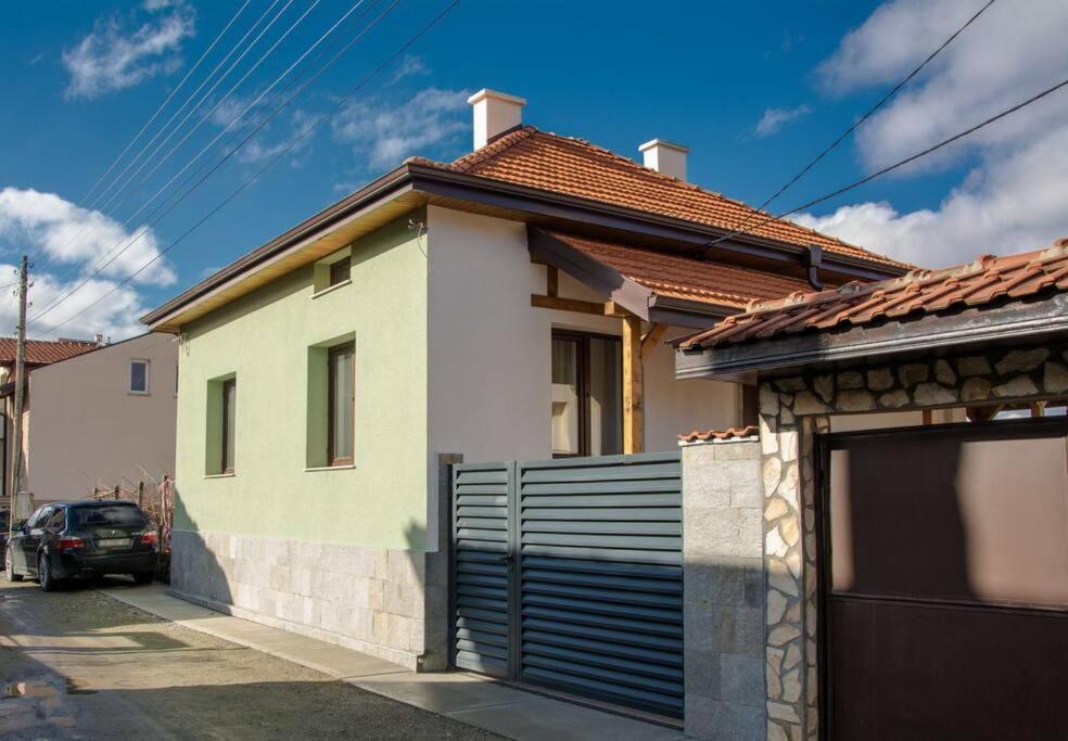 Green Villa