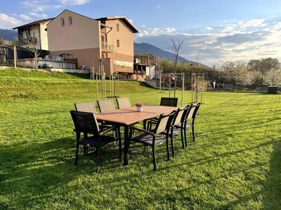 Green Villa