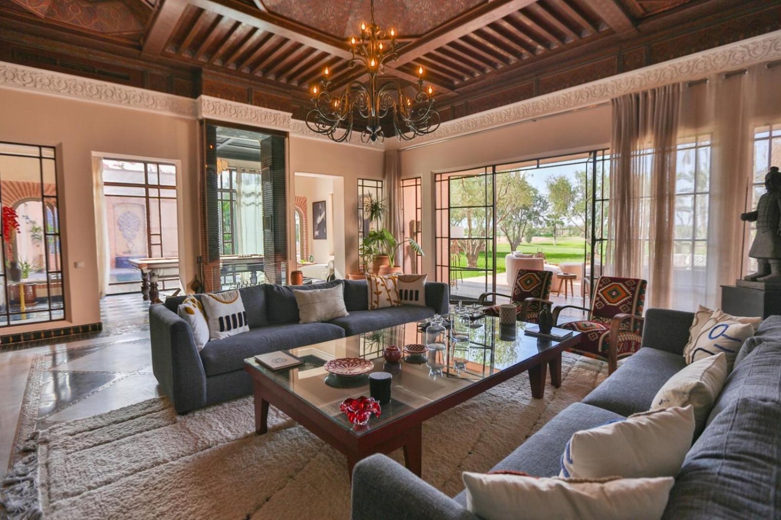 lounge