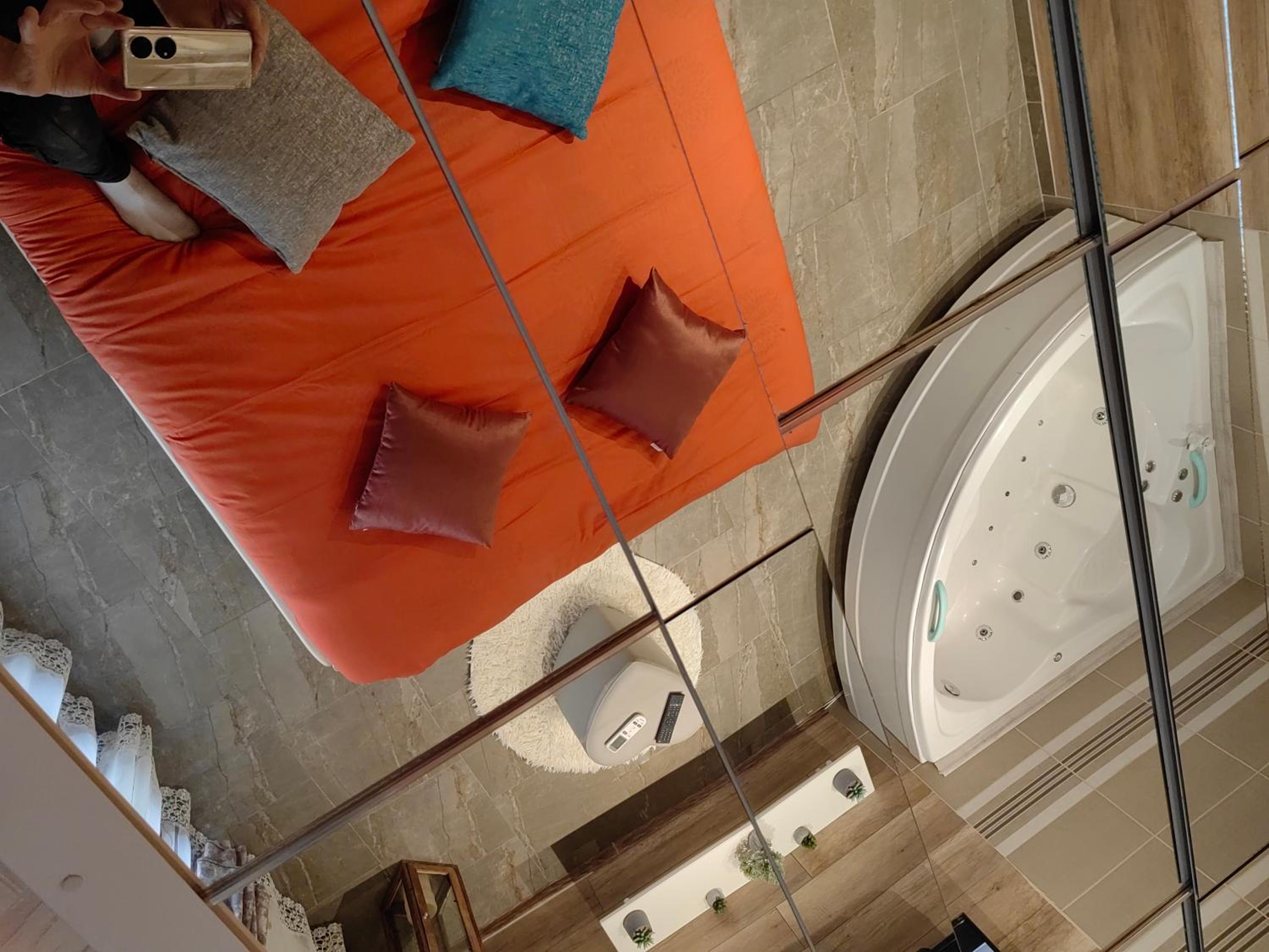 Apartman OGLEDALO