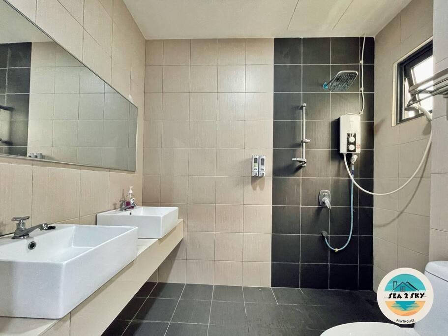 Sky2Sea Penthouse @ Icon Residences photo 6