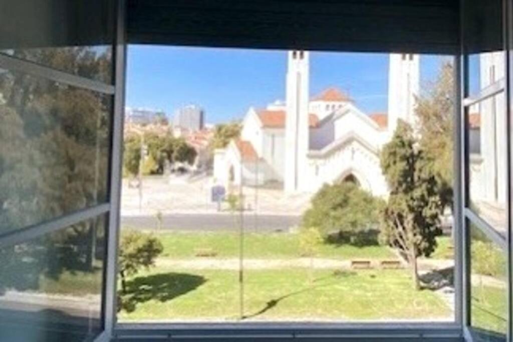 Olá Lisboa ! Central apartment lightning quiet view garden 10mn airport view 3
