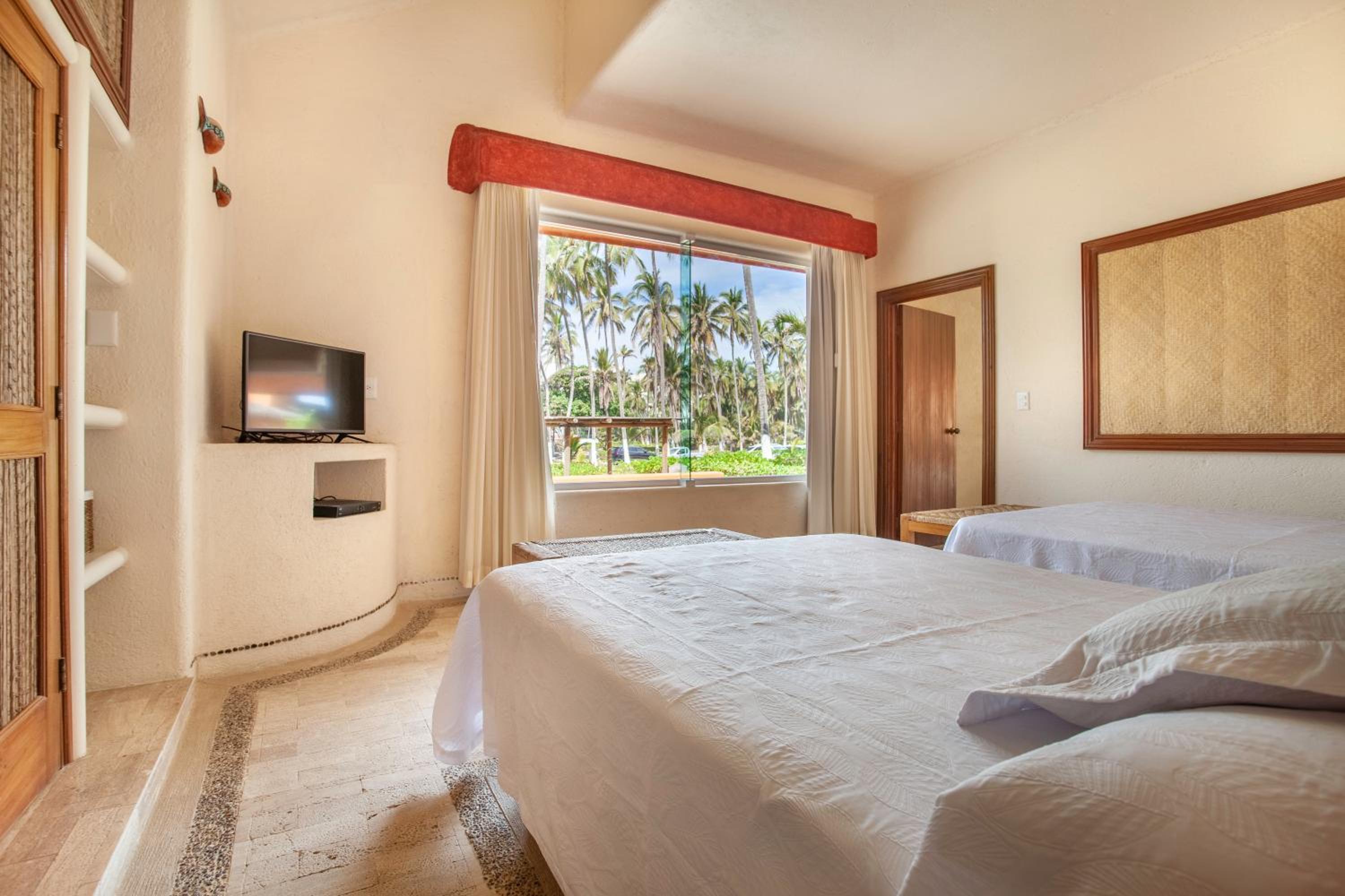 Villas San Vicente view 4