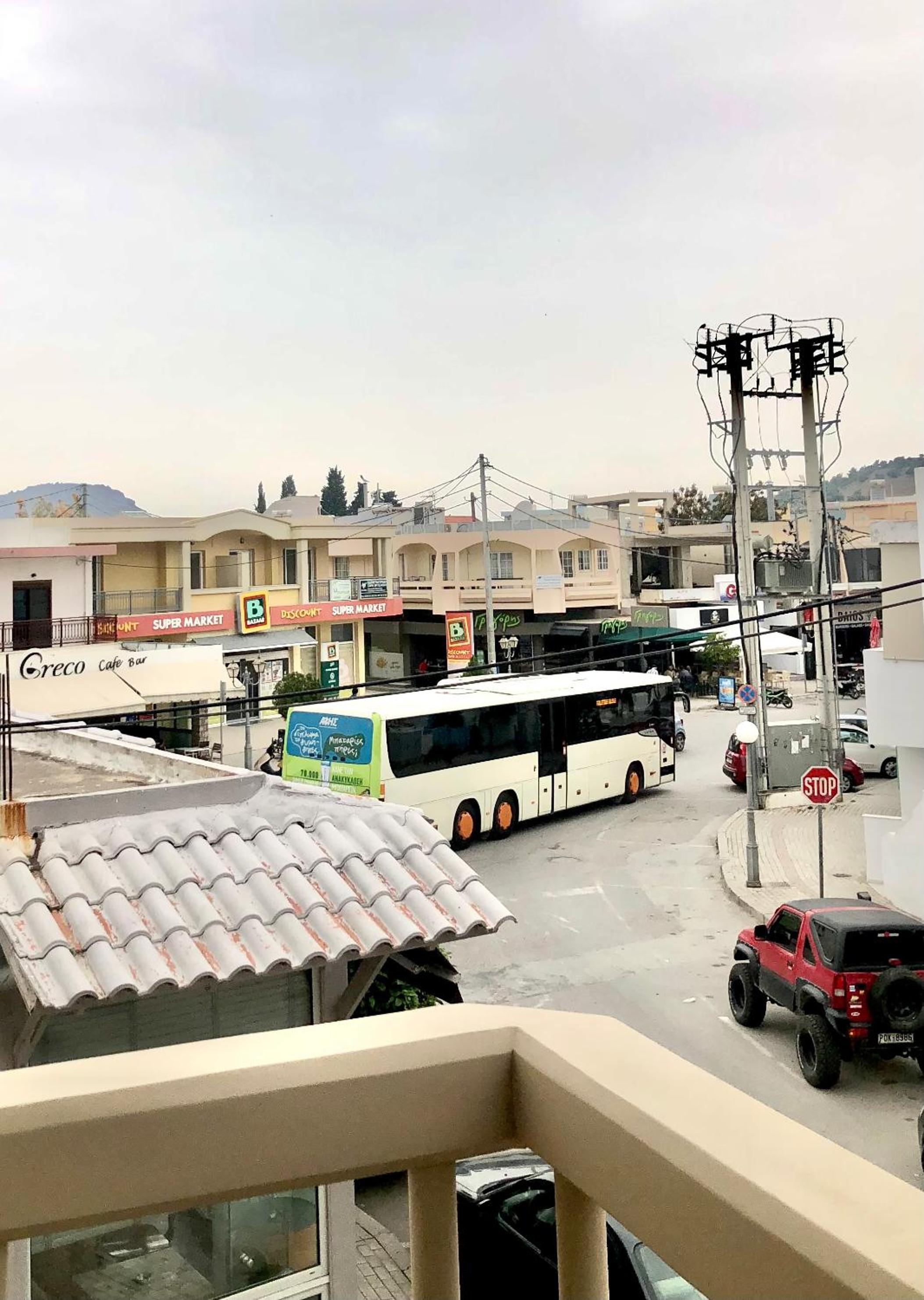 Armonia Apartments