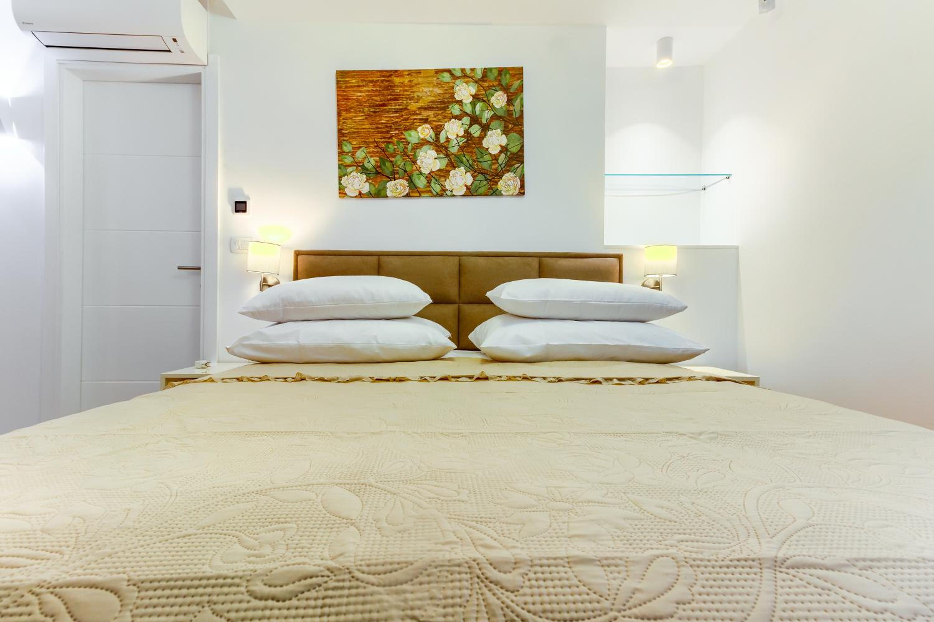 Photo 26 sur 78 de Irini Luxury Rooms