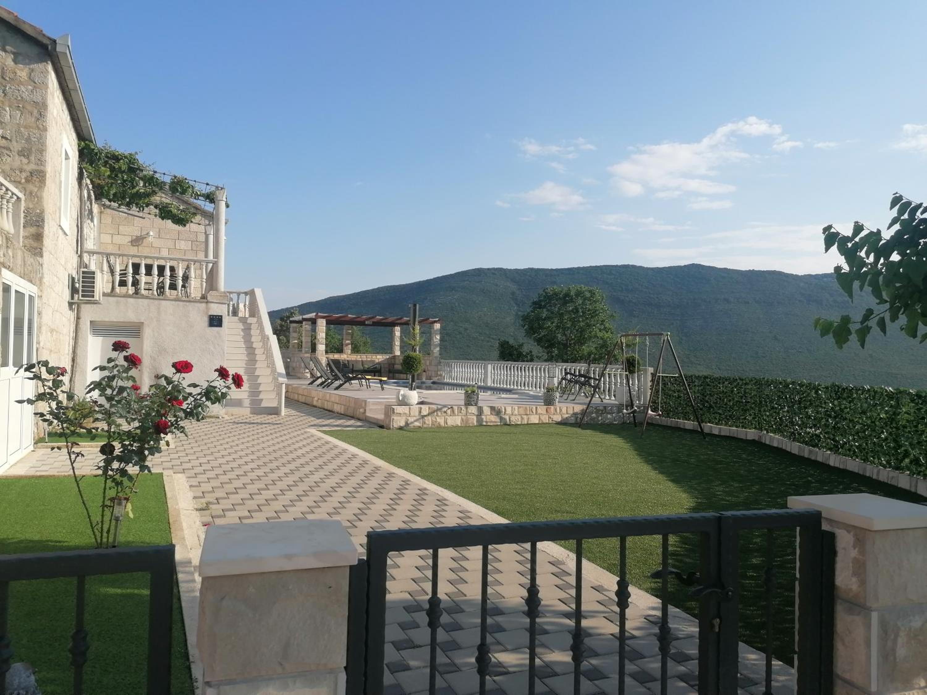 Sunny Hill view 2