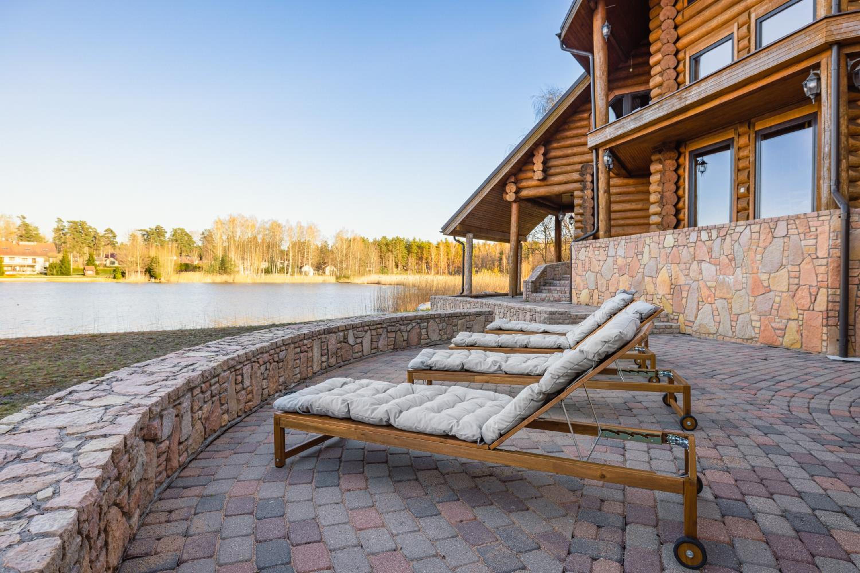 Lakeside Escape