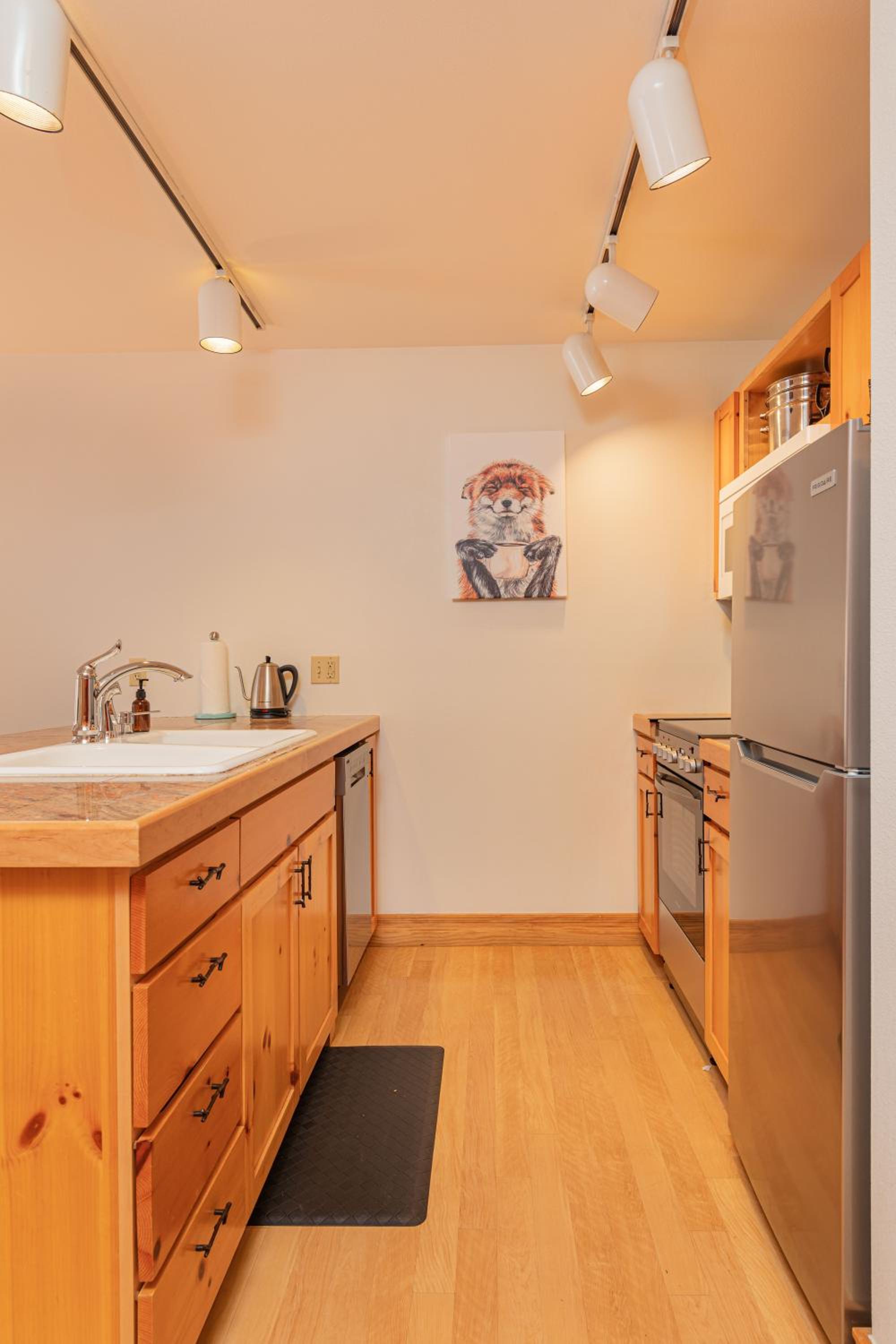 Targhee Rentals 122 in Driggs Idaho near Grand Targhee Ski Resort King Size Bed - Property Image 19