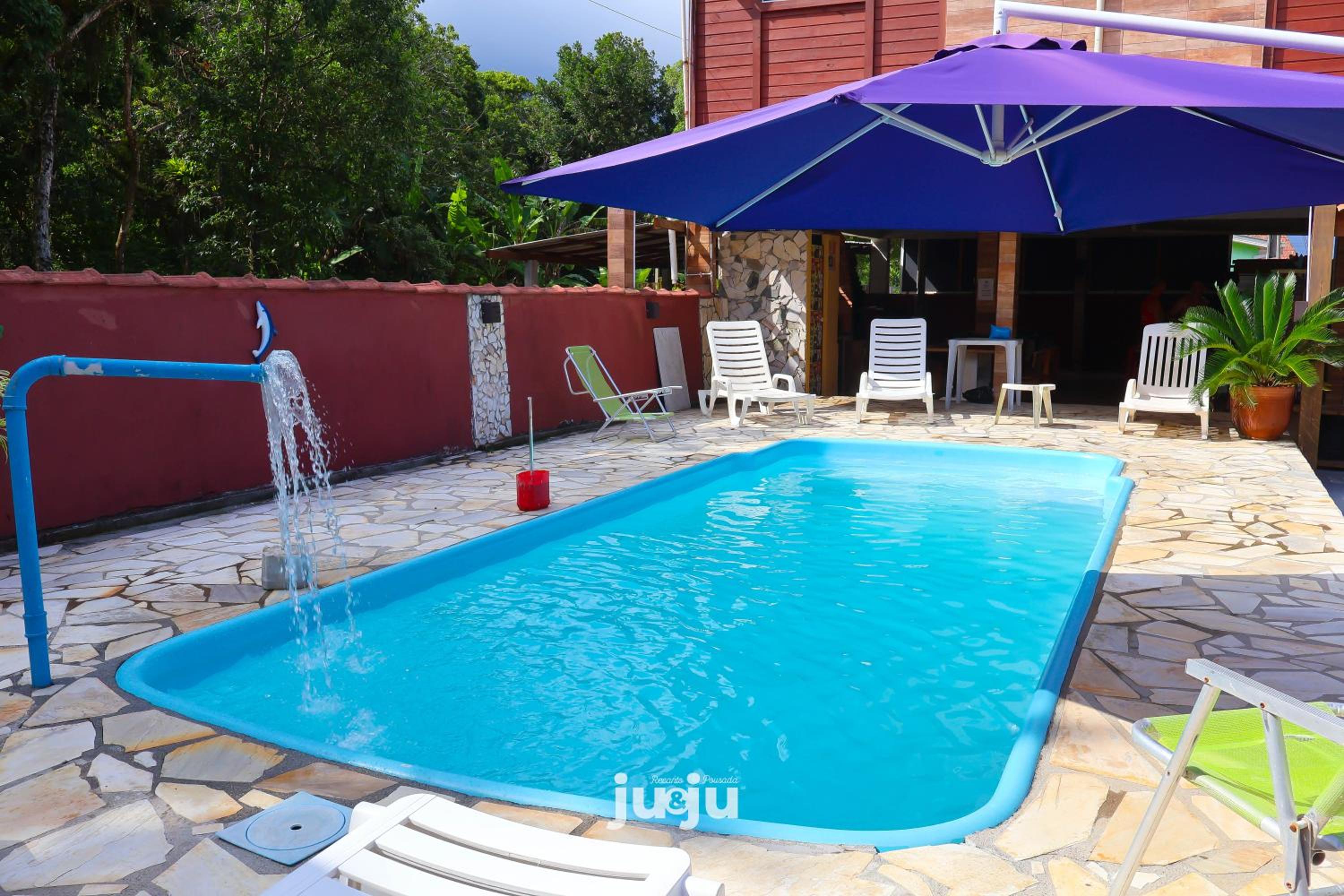 Recanto Pousada JU&JU Chalé com PISCINA COMPARTILHADA