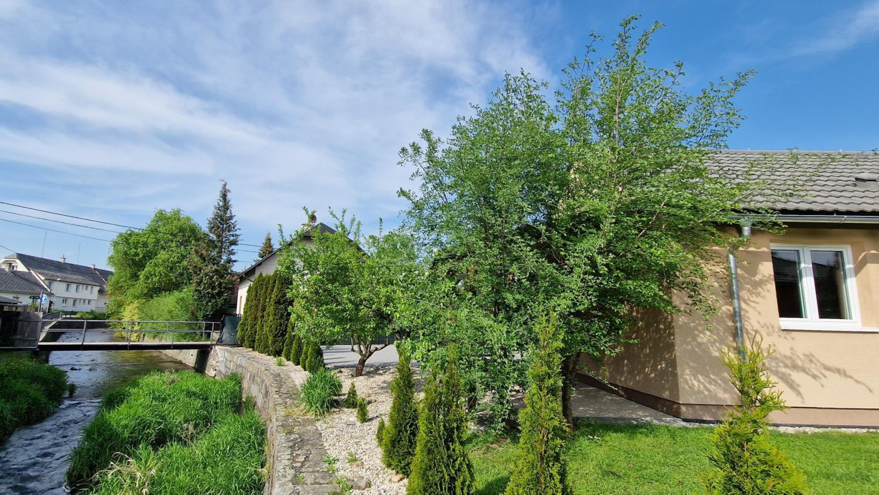 Apartmány DoLosin