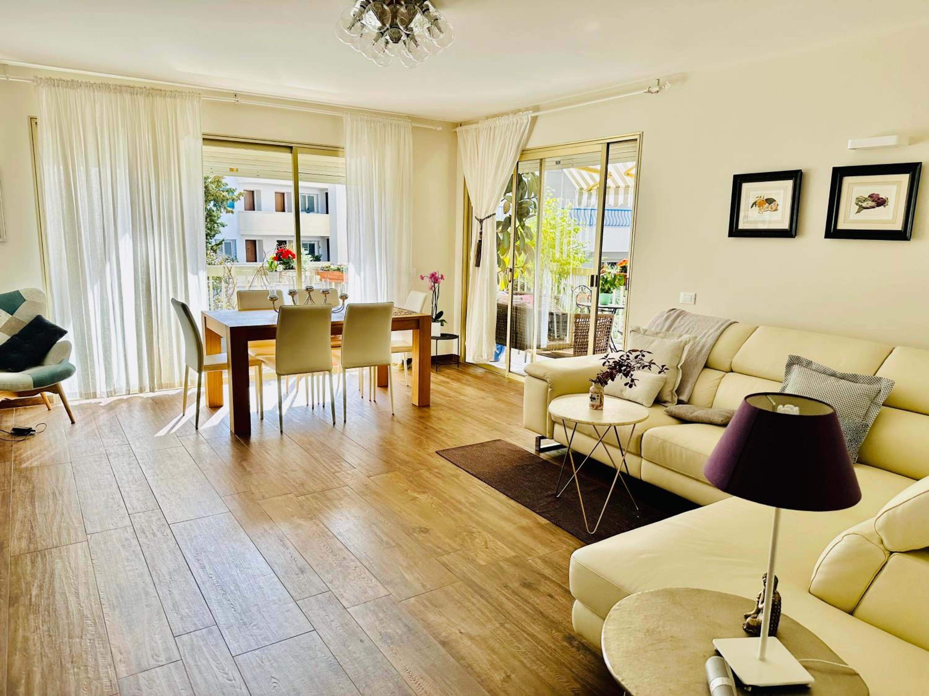 Luxury&Privacy - Pool, Parking, AC - Palais in 5'