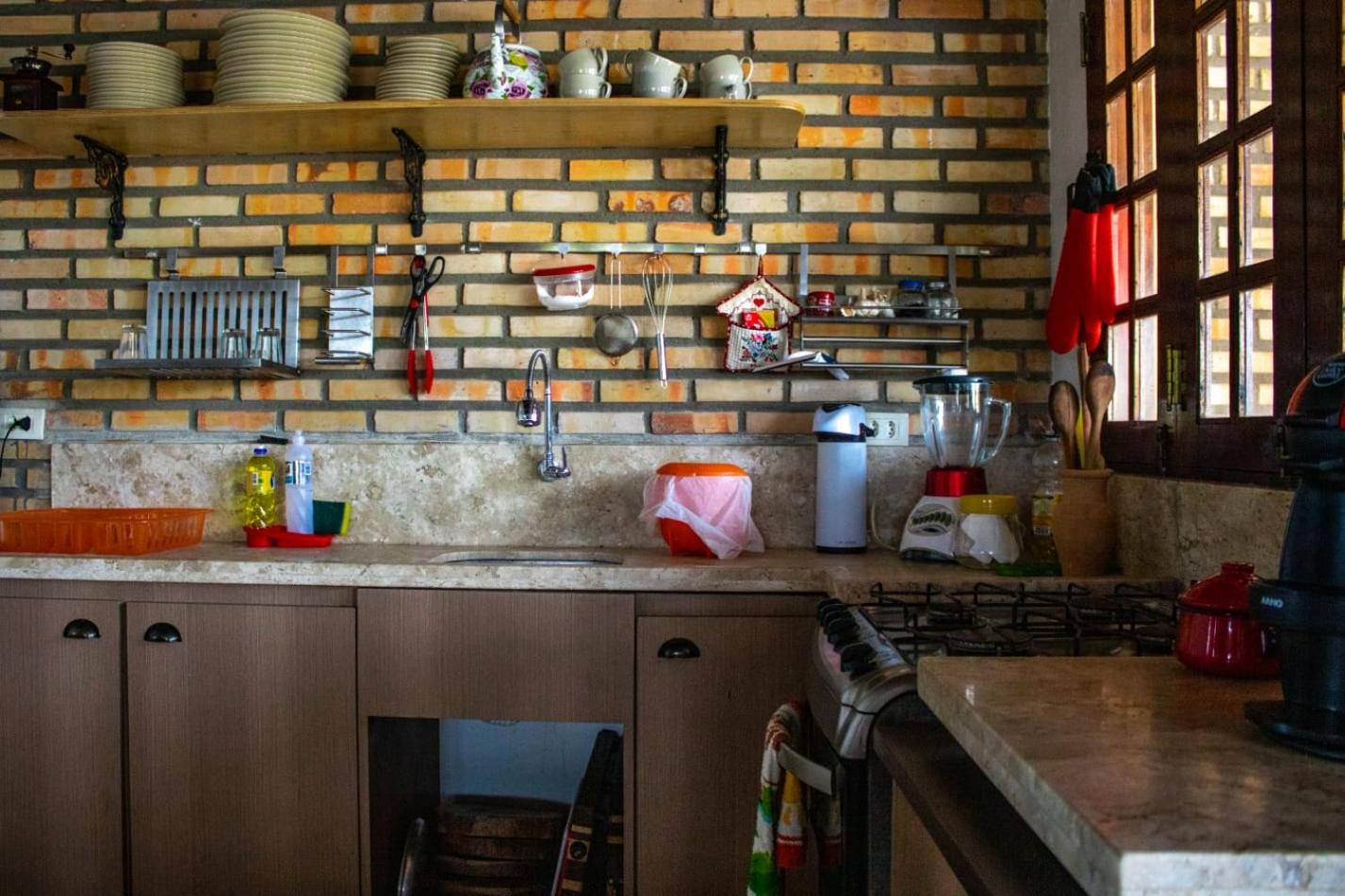 Casa com piscina, privativa, diarista, em condomínio, Bonito-Pe