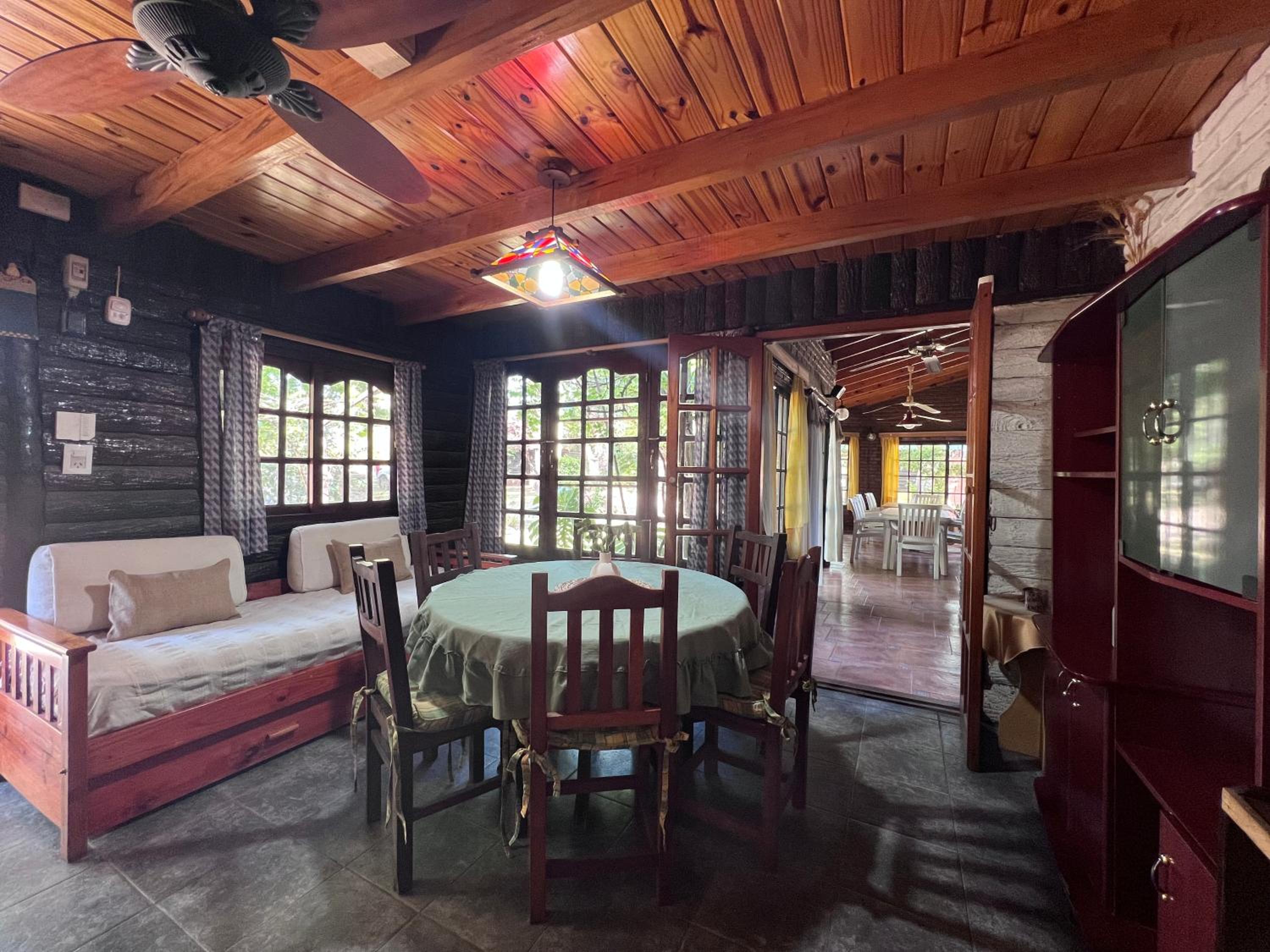 Los Plátanos cabañas & suites