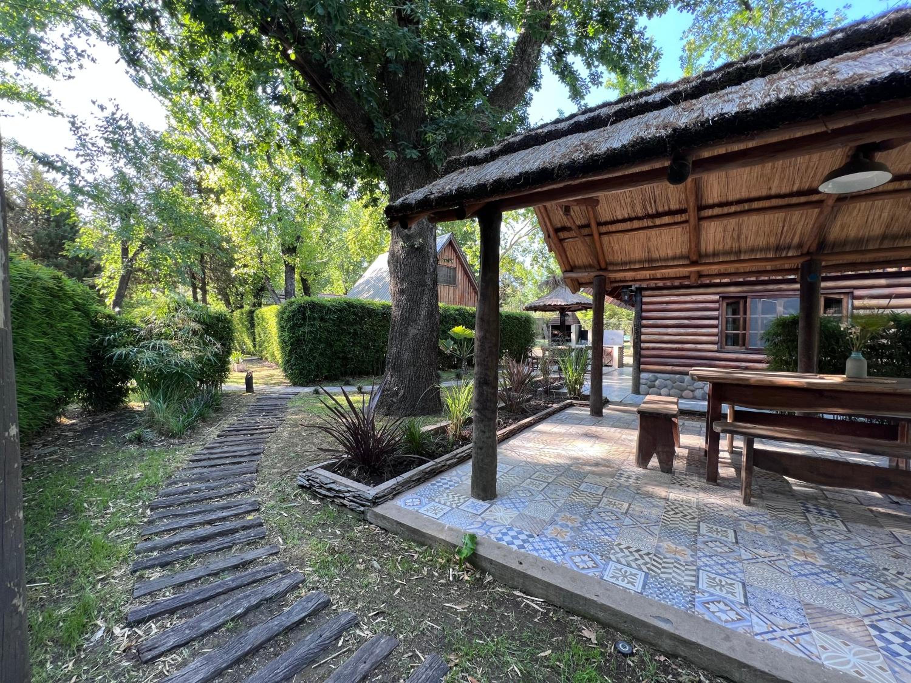 Los Plátanos cabañas & suites