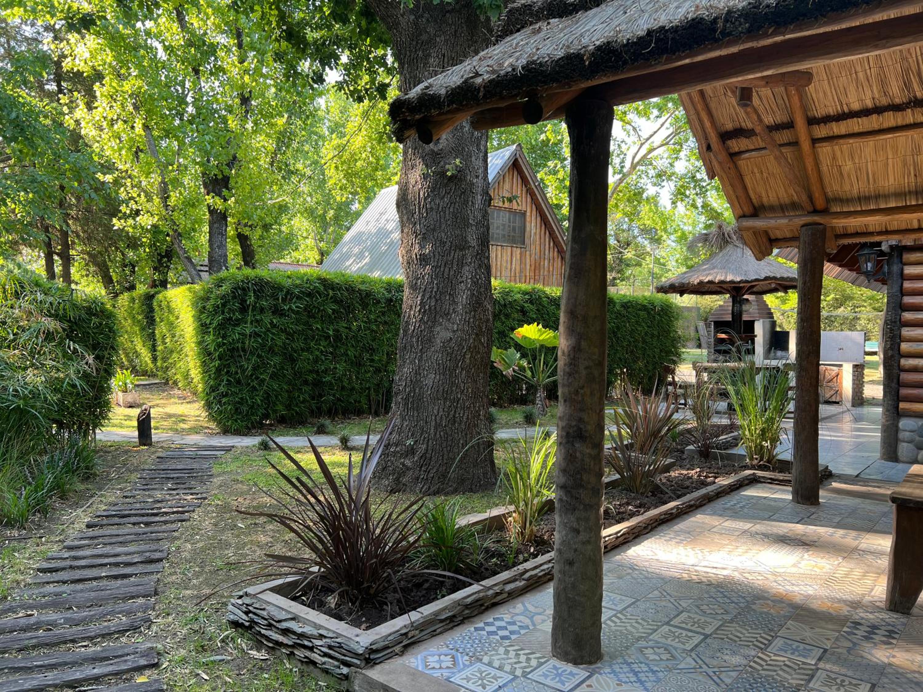 Los Plátanos cabañas & suites