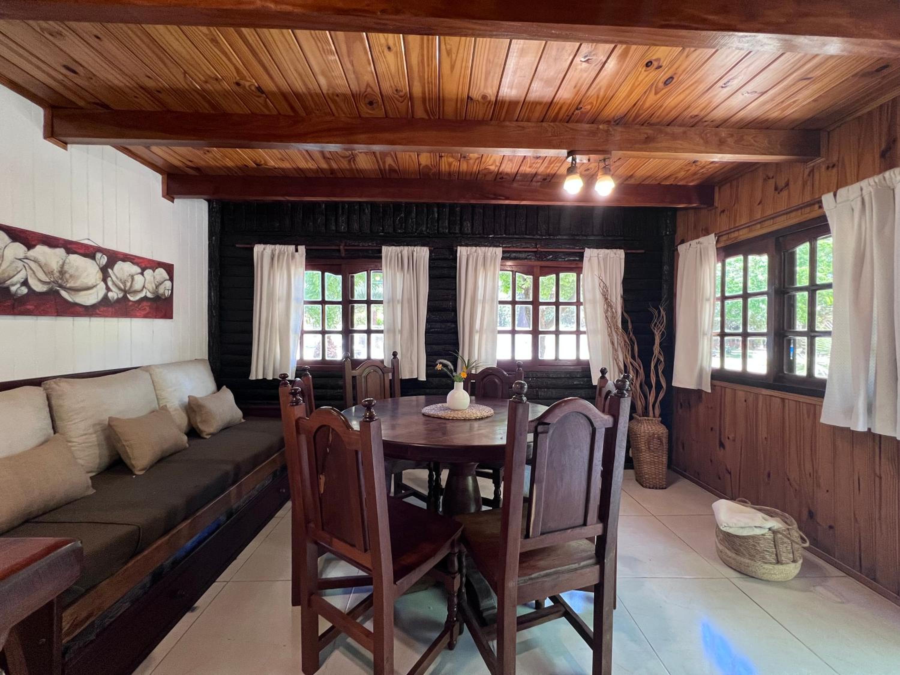 Los Plátanos cabañas & suites