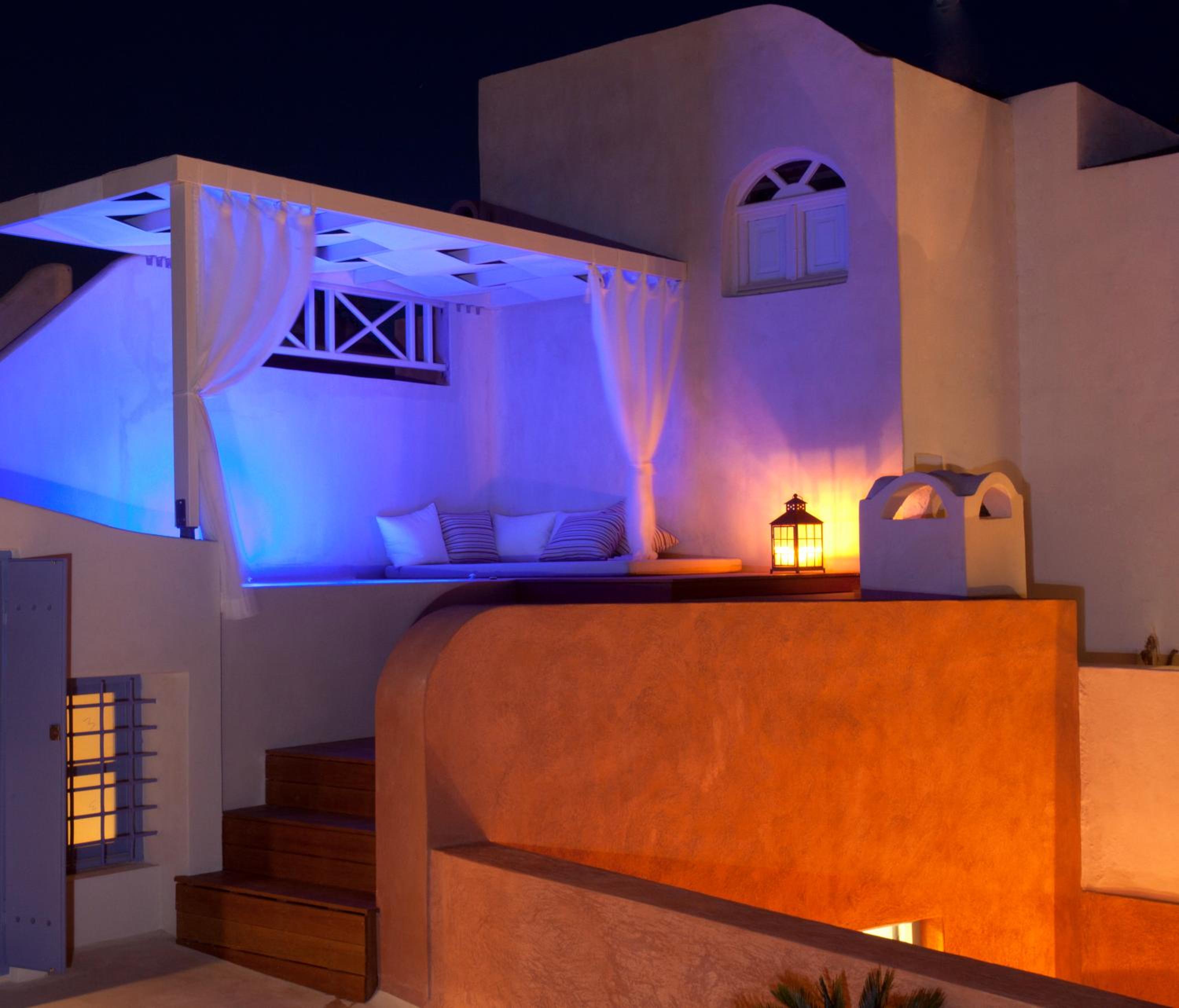 Oia Mansion