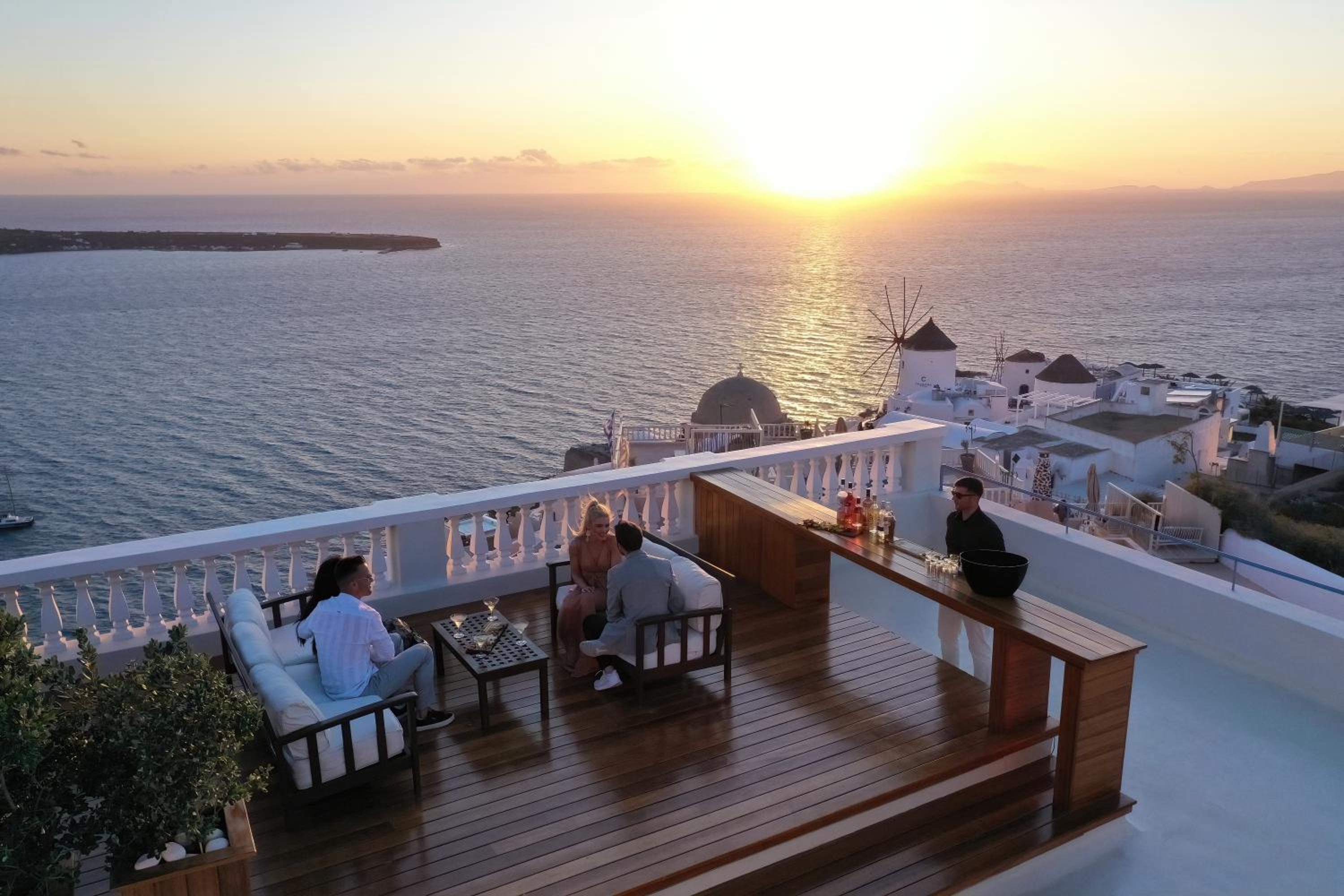 Oia Mansion