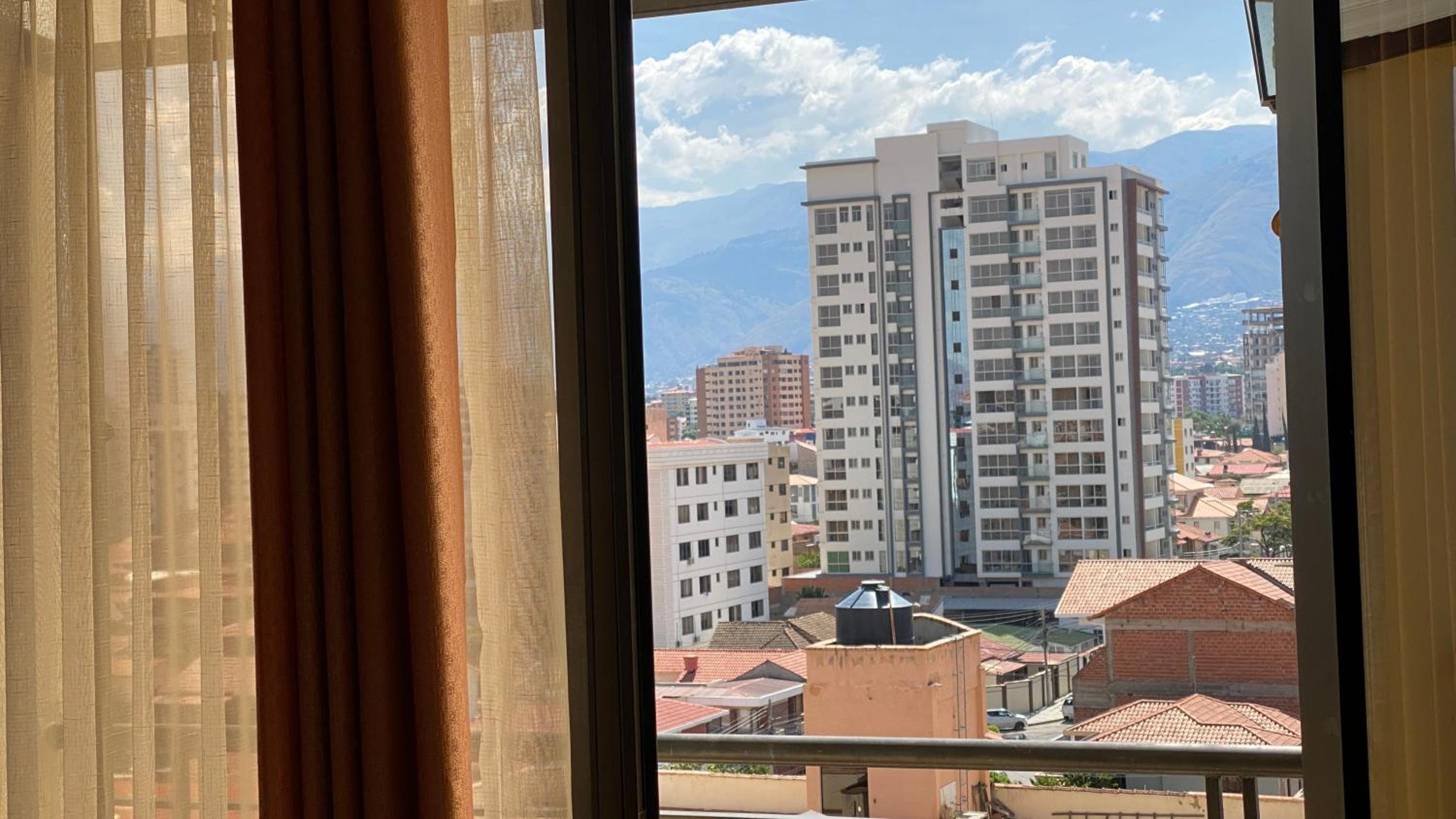 Hotel Departamento independiente centrico - Image 1