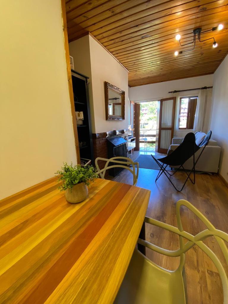Apartamento Campos do Jordão ao lado do Capivari