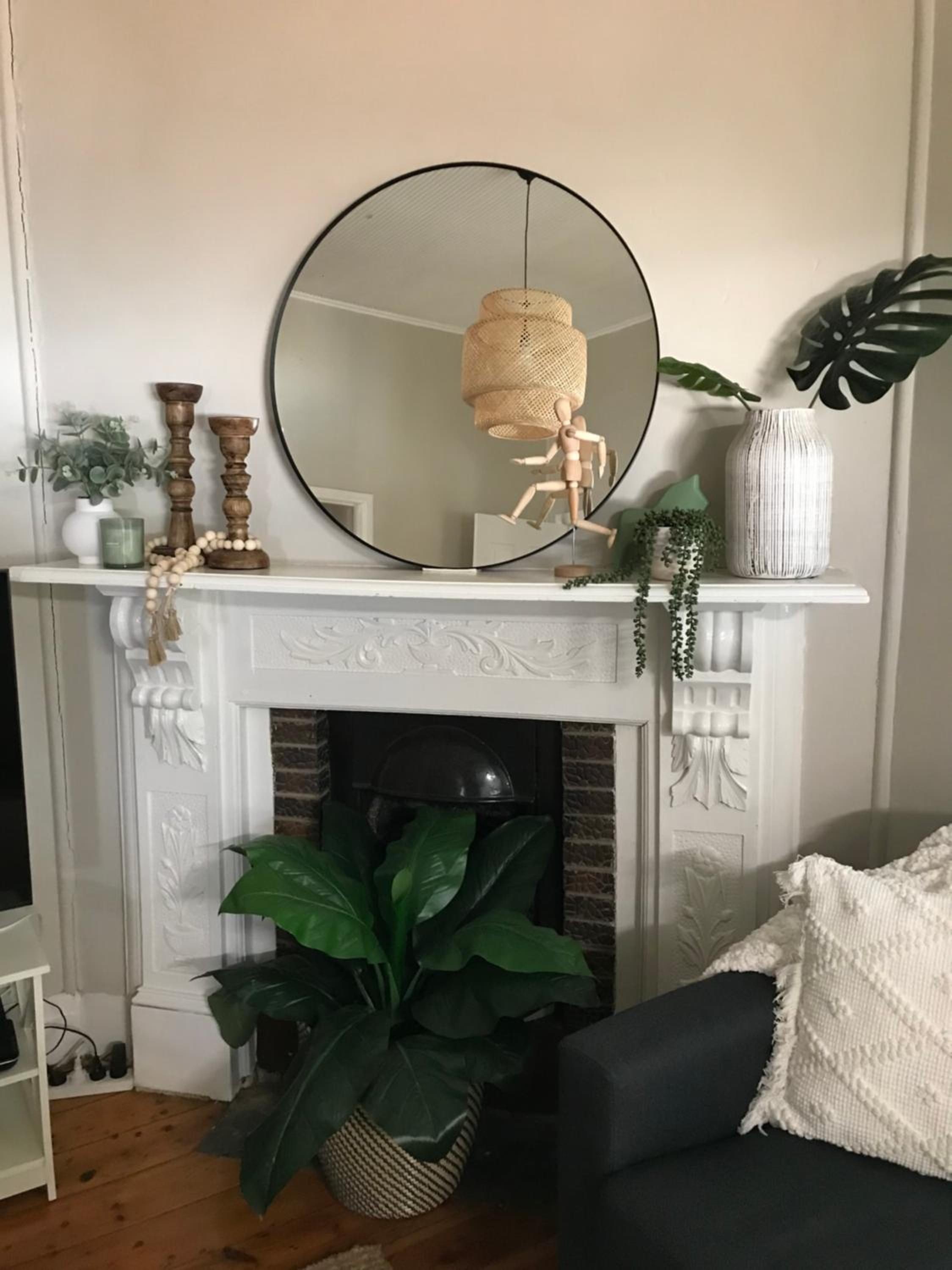 HILLSIDE HAVEN CHARMING C1920 COTTAGE Pet Friendly Sleeps 1 - 6