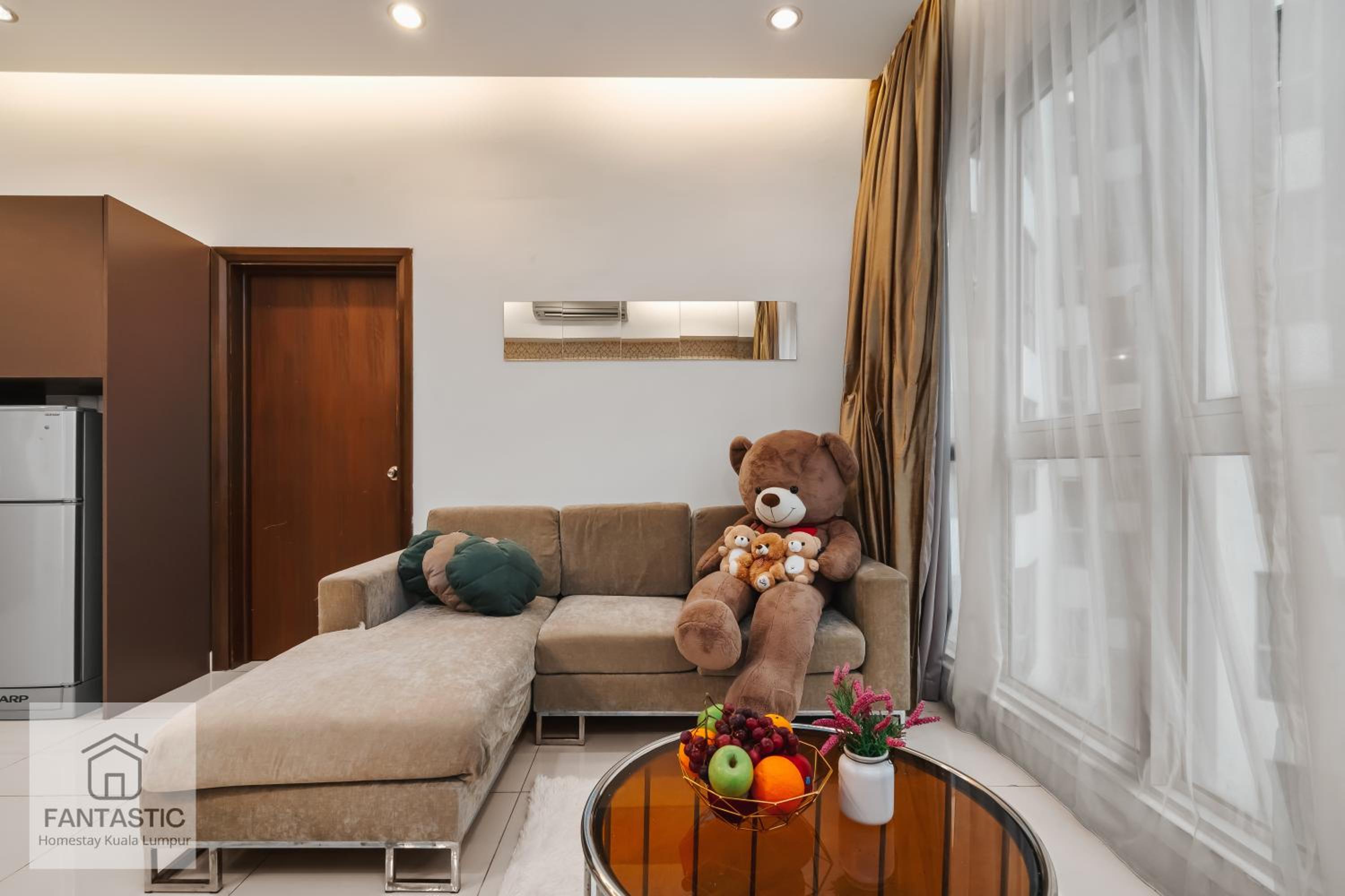 Regalia Residence at KLCC View Sky Pool by KC
