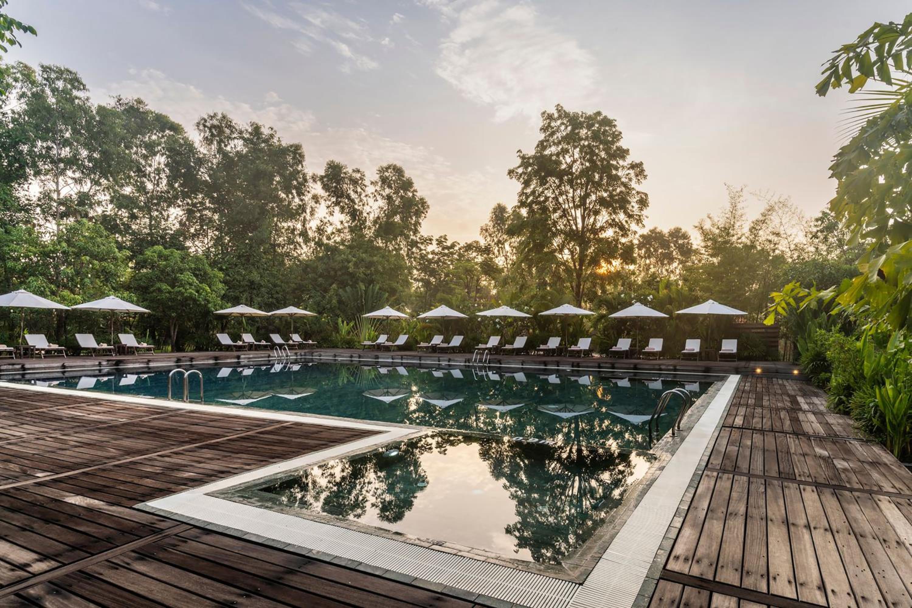 Farmhouse Resort & Spa view 3