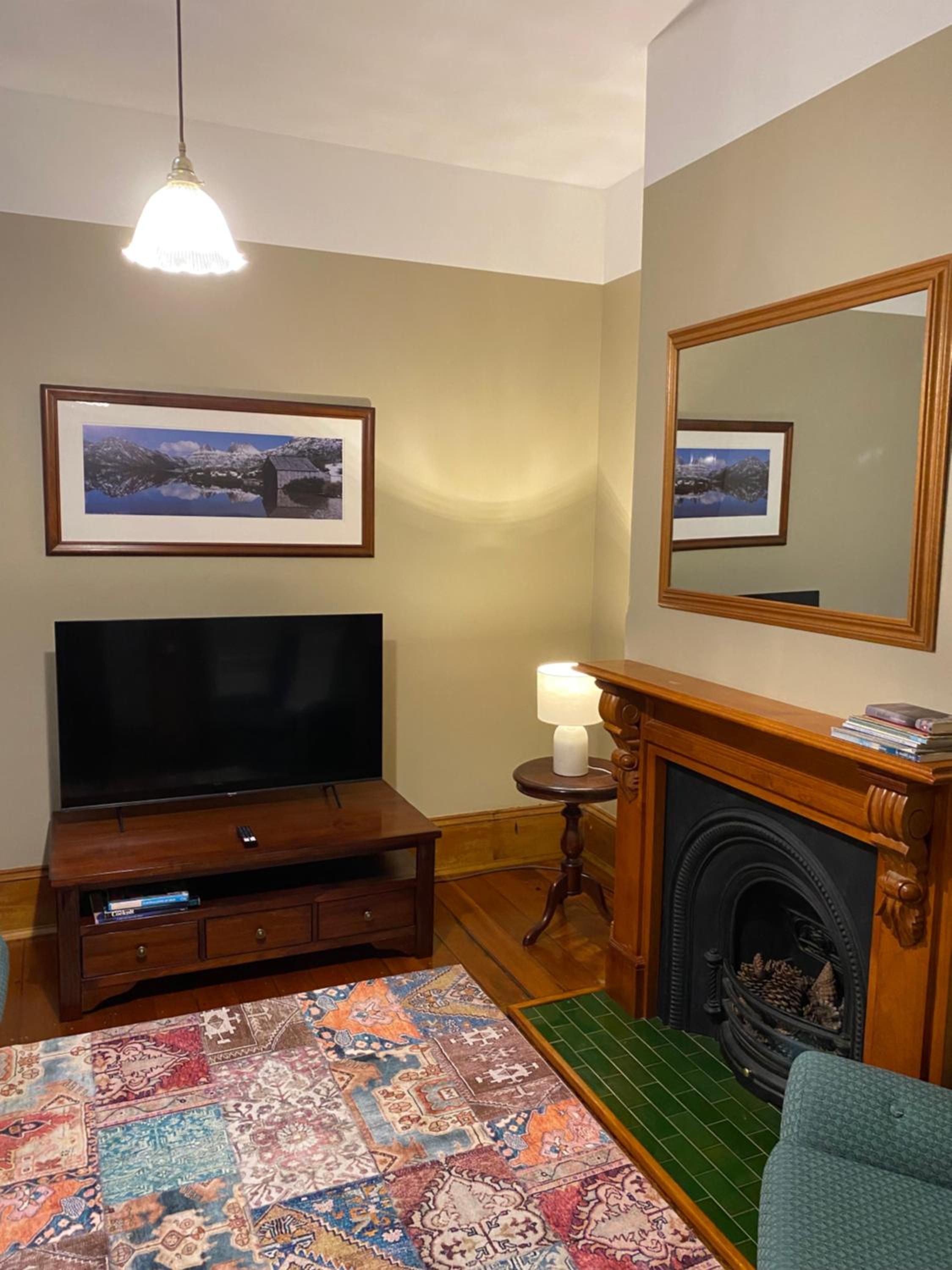 Campbell St Cottage, Hobart CBD
