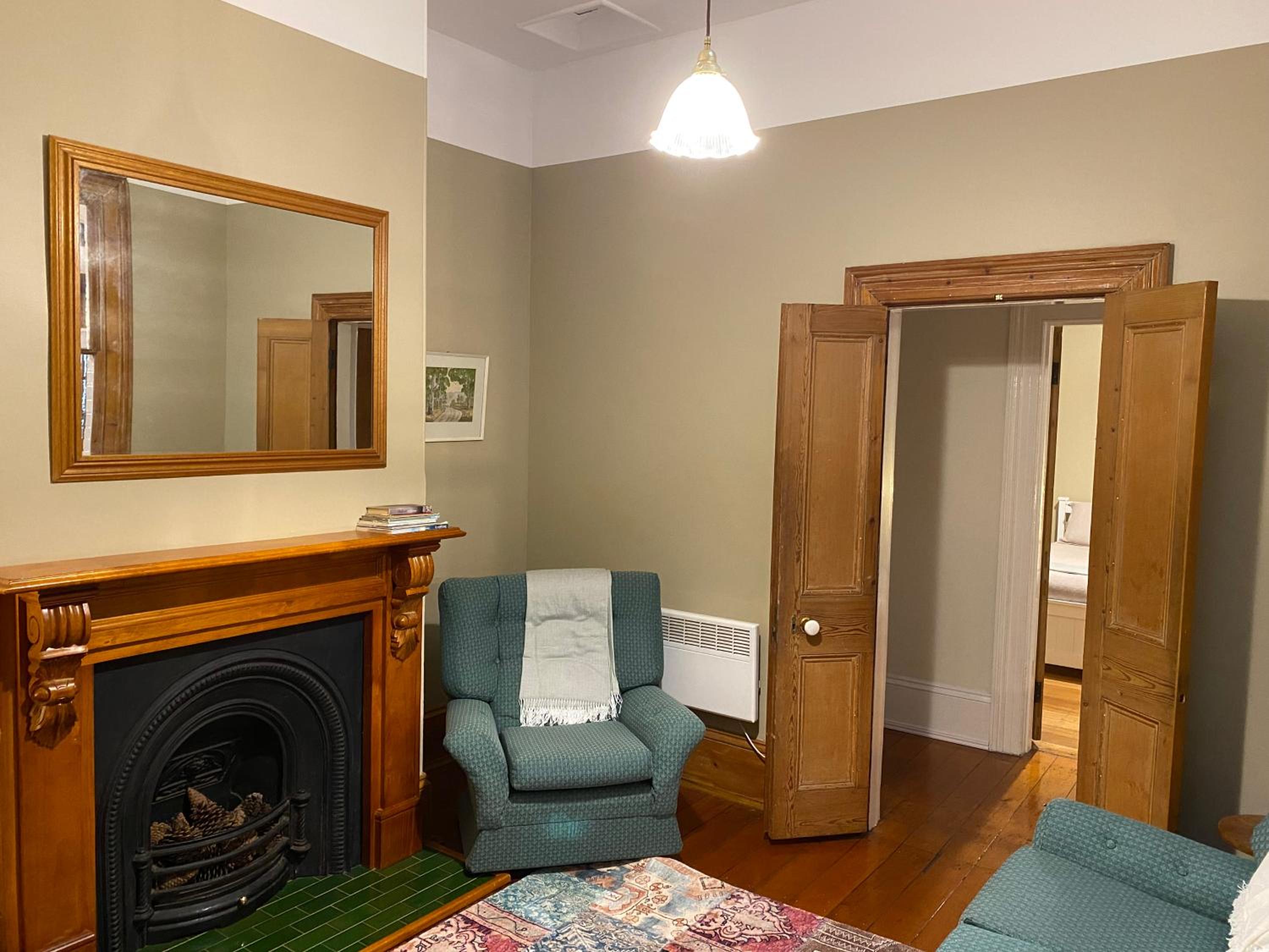 Campbell St Cottage, Hobart CBD