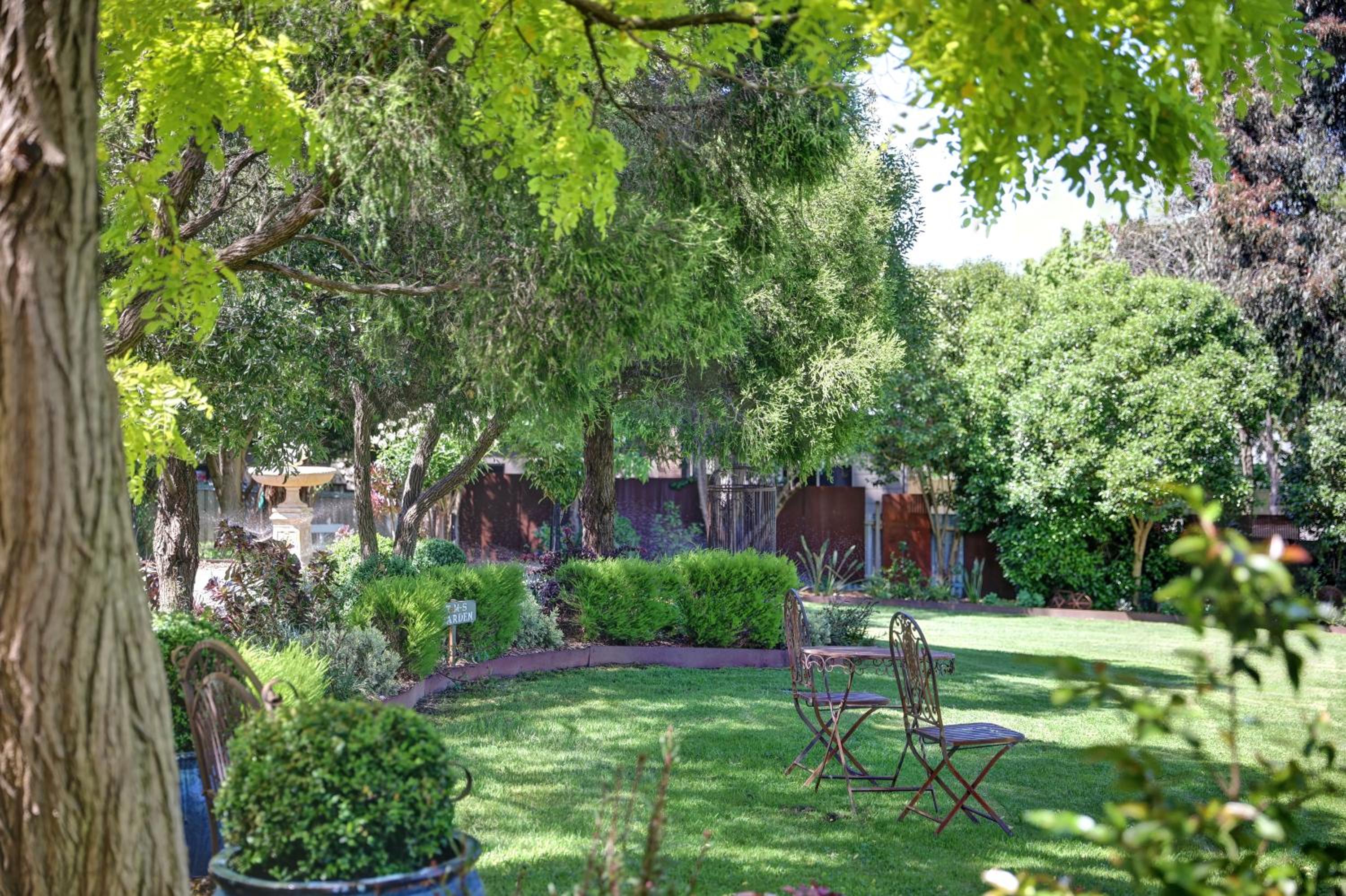 Yarra Gables