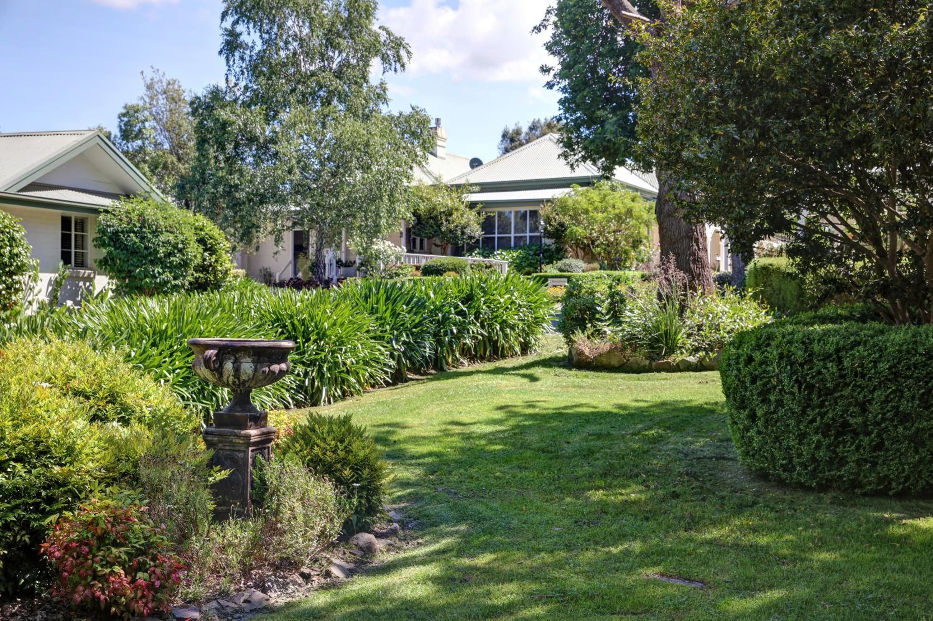 Yarra Gables