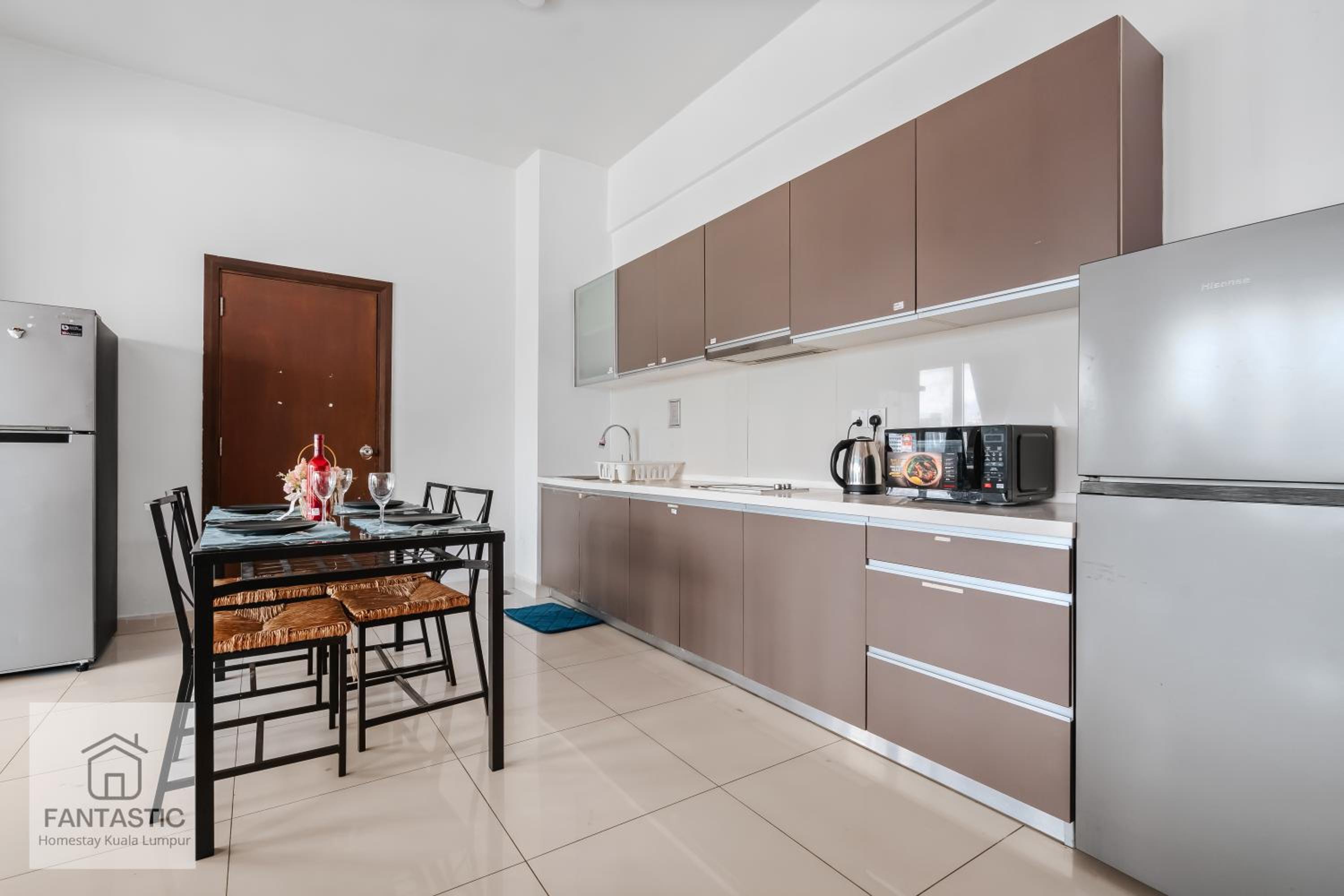 Regalia Residence at KLCC View Sky Pool by KC