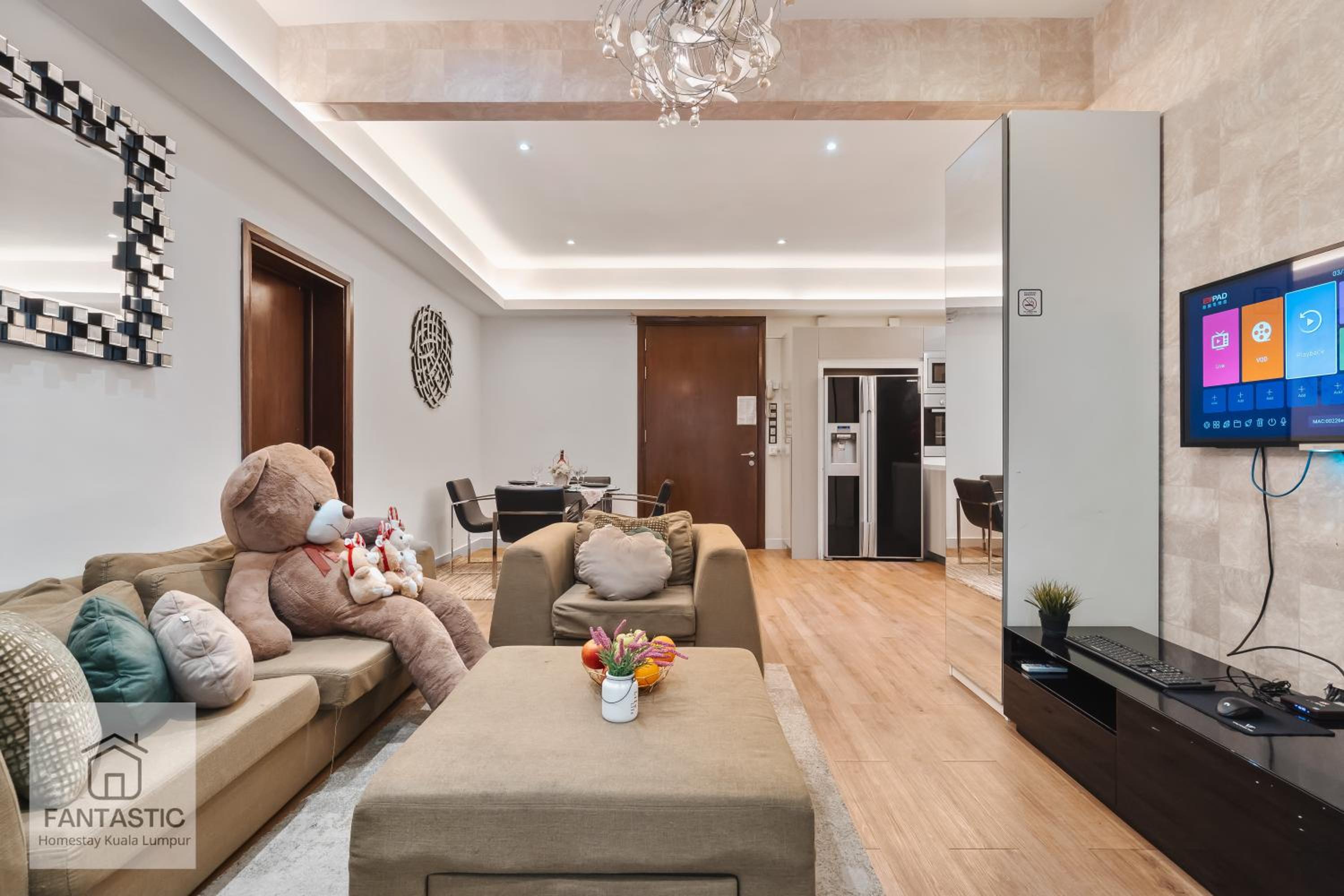 Regalia Residence at KLCC View Sky Pool by KC